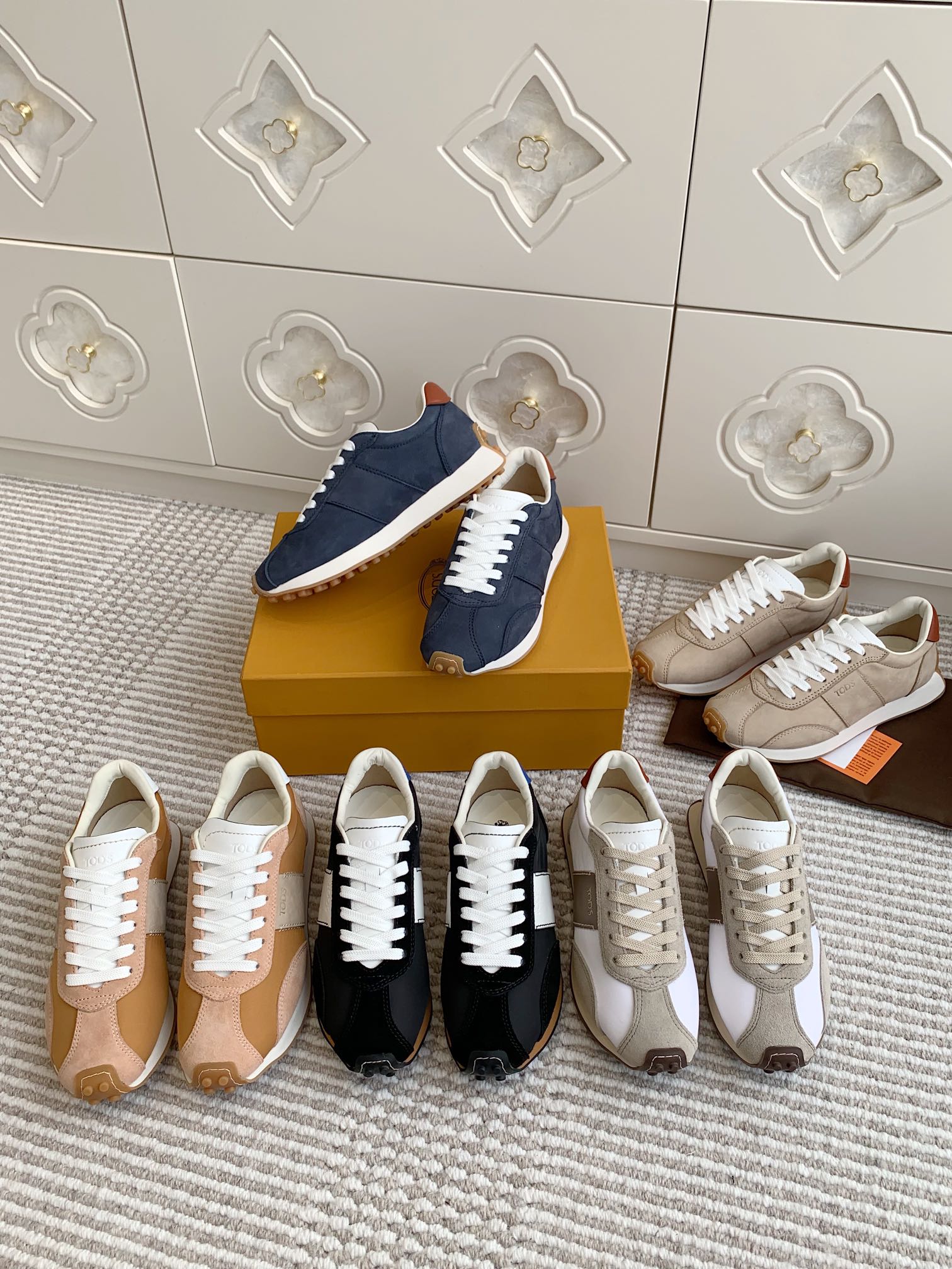NO:164717,———tods·Casual sports shoes German training shoes 35-40,Casual shoes/sports shoes, Tod's, sneakers19860909————tods·休闲运动鞋 德训鞋 35-40,休闲鞋/运动鞋,Tod's,sneakers,Women's Shoes