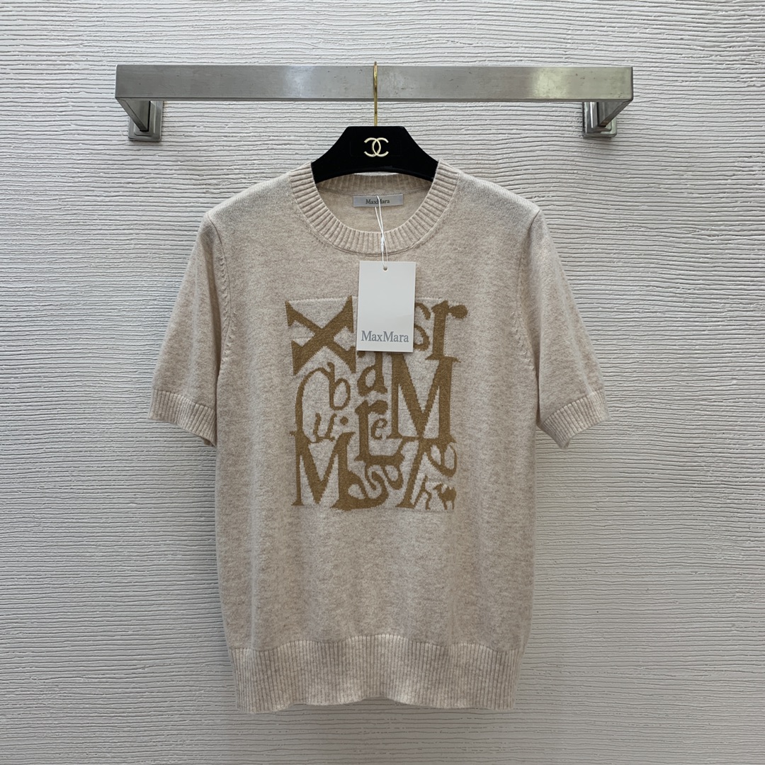 NO:295602,D25010367 MarMa*a new custom wool surface is soft and skin-friendly!  Letter logo on chest, loose fashionable round neck pullover short-sleeved sweater top!  Apricot, navy blue, (M size bust 94, sleeve length 23, clothing length 56), Armani, T-shirt, alexander wang19860909D25010367 MarMa*a新款定制绵羊毛面软糯亲肤！胸前字母logo标志宽松时尚圆领套头短袖针织衫上衣！杏色、藏蓝色、（M码胸围94,袖长23,衣长56）,,armani,T-shirt,alexander wang,Women's clothing