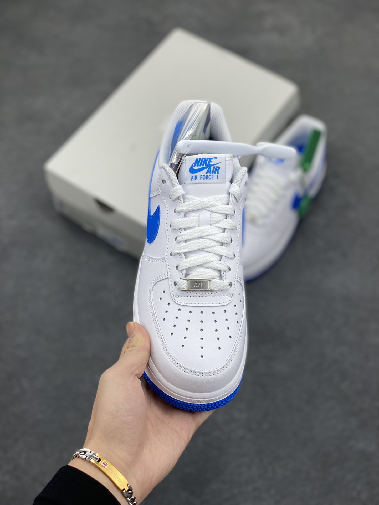 图片[2]-HY版本💯 Nk Air Force 1\’07 Low 白宝蓝 空军一号低帮休闲板鞋 原楦头原纸板 打造纯正空军版型#专注外贸渠道 全掌内置蜂窝气垫 #原盒配件 原厂中底钢印、拉帮完美 货号：FJ4146-103 尺码：35.5 36 36.5 37.5 38 38.5 39 40 40.5 41 42 42.5 43 44 44.5 45 46-选品中心