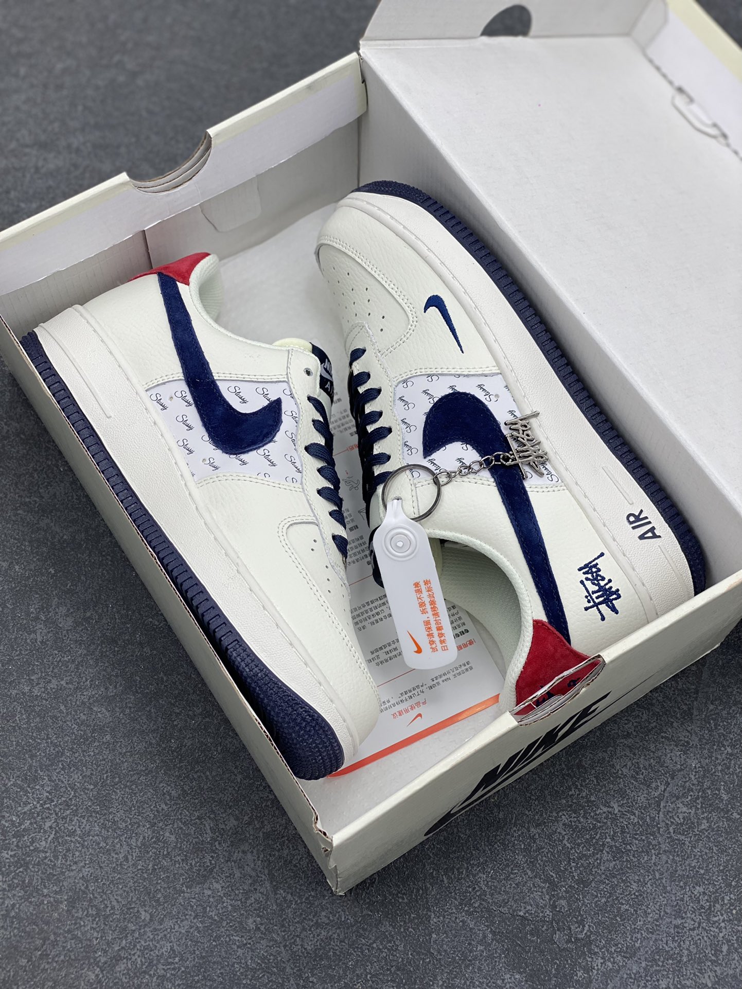 图片[9]-Nike Air Force 1 Low 空军一号低帮百搭休闲运动板鞋。柔软、弹性十足的缓震性能和出色的中底设计，横跨复古与现代的外型结合，造就出风靡全球三十多年的Force 1，直到今天还深受青睐。 货号： XZ3318-566 尺码：36 36.5 37.5 38 38.5 39 40 40.5 41 42 42.5 43 44 44.5 45-选品中心