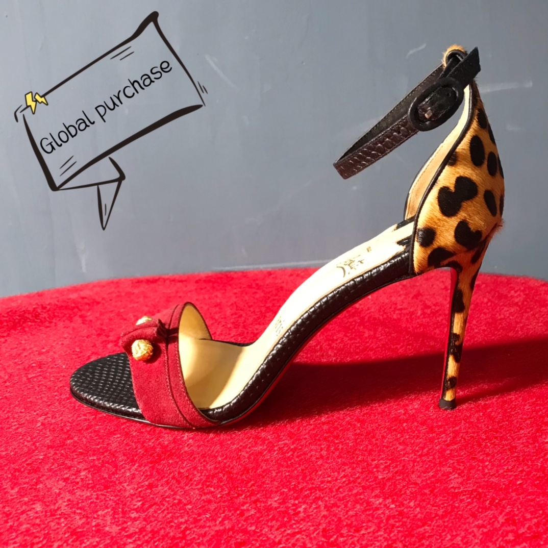 NO:100440,High-end customization, new spring and summer sandals and horsehair style series!  H10Cm, size 34-42. No return or exchange. 9050-023 horse fur. Wine-red deer skin, small stone cowhide. Official website synchronization Standard European code Reference: 9050-023 Color:multi Material:printed pony Lining:goat leather Heel height:10Cm Sole:leather sole Size:EUR 34-42 (US 4-11):,,christian louboutin,sandals,cowhide19860909高端订制 春夏凉鞋马毛新款系列！ H10Cm,尺码34-42码.不退不换.9050-023马毛皮.酒红鹿皮,小石头牛皮.官网同步 标准欧码 Reference:9050-023 Color:multi Material:printed pony Lining:goat leather Heel heigh:10Cm Sole:leather sole Size:EUR 34－42（US 4一11) :,,christian louboutin,sandals,cowhide,Women's Shoes