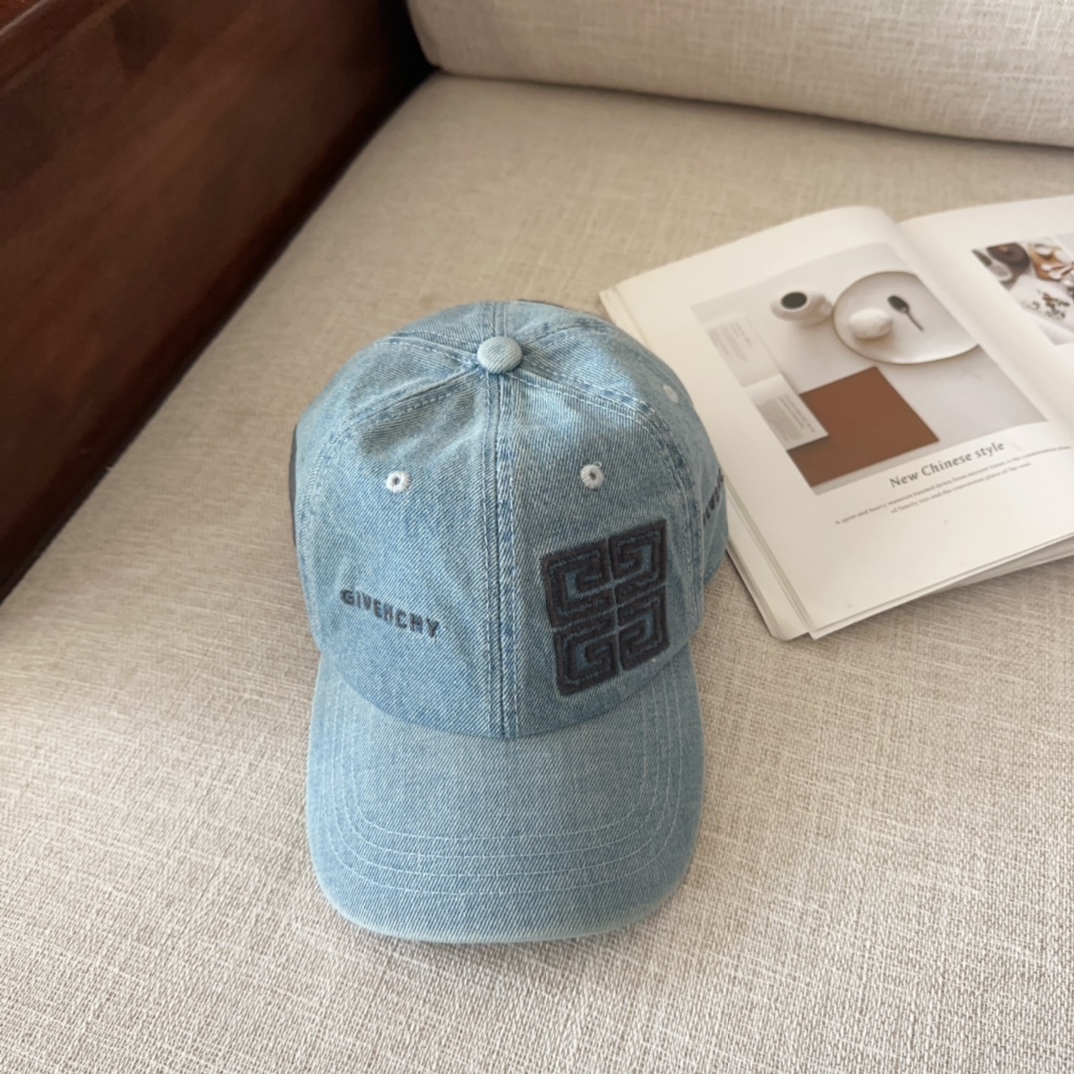 NO:220774,Givenchy's hand-painted baseball hat, fashionable, generous, low-key, luxurious sun protection, both fashionable and versatile, buy it now and you deserve it!  Adjustable size!  Hat Fisherman Hat Baseball Hat Knitted Hats, Hats, given, espadrilles, hats19860909纪梵希手绘棒球帽 时尚大方低调奢华防晒,时尚两不误,百搭款亲,赶紧入手吧你值得拥有！可调节大小！帽子渔夫帽棒球帽针织帽,帽子,givenchy,espadrilles,hats,hat