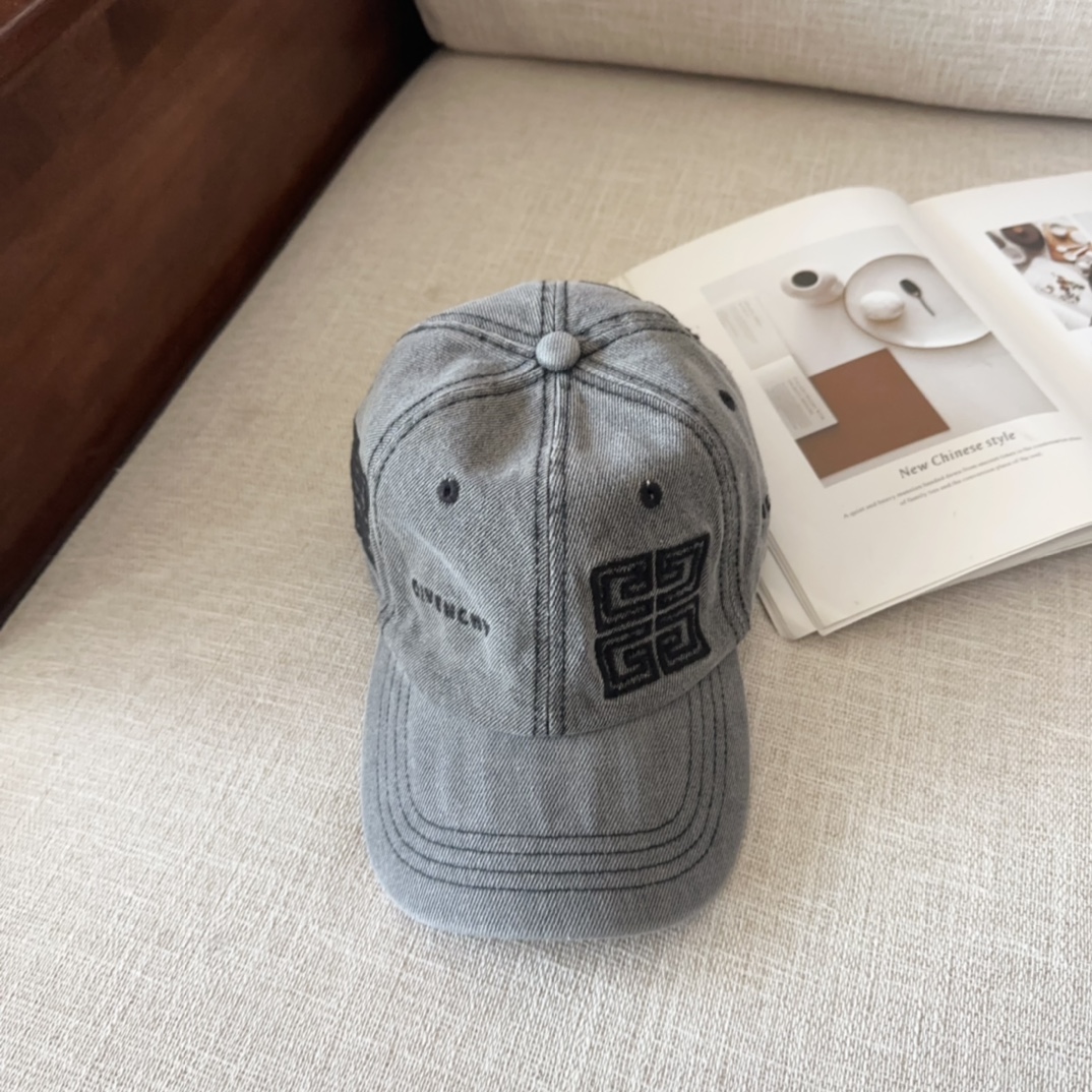 NO:220777,Givenchy embroidered baseball hat, fashionable, generous, low-key, luxurious sun protection, both fashionable and versatile, buy it now and you deserve it!  Adjustable size!  Hat Fisherman Hat Baseball Hat Knitted Hats, Hats, given, espadrilles, hats19860909纪梵希刺绣棒球帽 时尚大方低调奢华防晒,时尚两不误,百搭款亲,赶紧入手吧你值得拥有！可调节大小！帽子渔夫帽棒球帽针织帽,帽子,givenchy,espadrilles,hats,hat