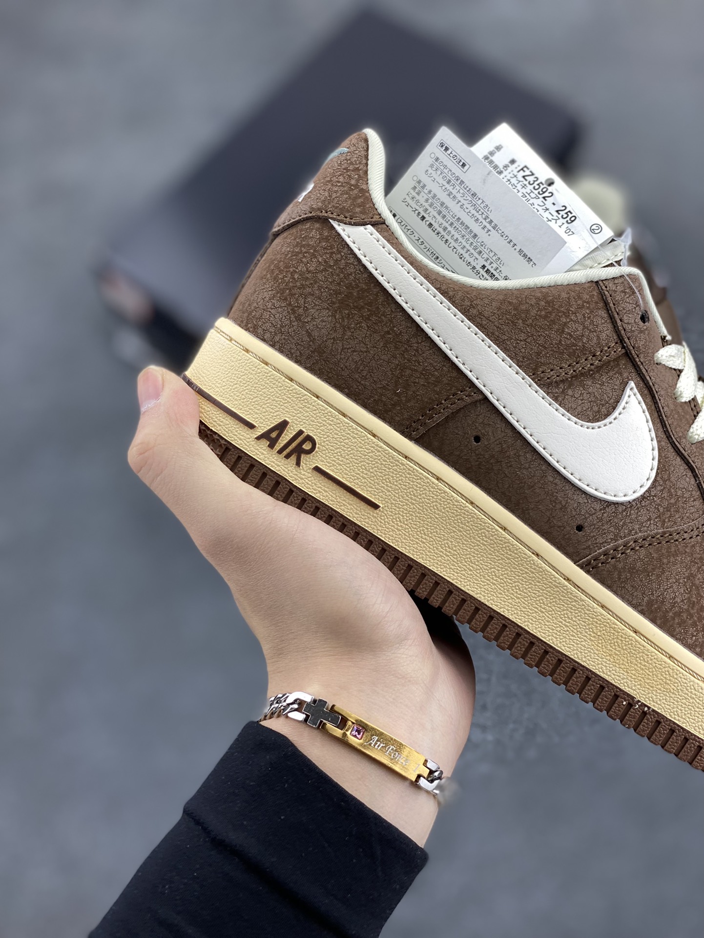 图片[6]-Air Force 1\’ 07 巧克力棕 原楦头原纸板 打造纯正空军版型 专注外贸渠道 全掌内置蜂窝气垫 #原盒配件 原厂中底钢印、拉帮完美 货号：FZ3592-259 尺码：36 36.5 37.5 38 38.5 39 40 40.5 41 42 42.5 43 44 44.5 45-选品中心