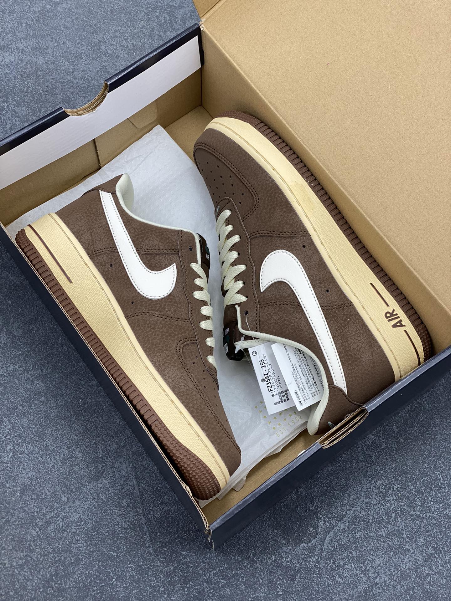 图片[9]-Air Force 1\’ 07 巧克力棕 原楦头原纸板 打造纯正空军版型 专注外贸渠道 全掌内置蜂窝气垫 #原盒配件 原厂中底钢印、拉帮完美 货号：FZ3592-259 尺码：36 36.5 37.5 38 38.5 39 40 40.5 41 42 42.5 43 44 44.5 45-选品中心