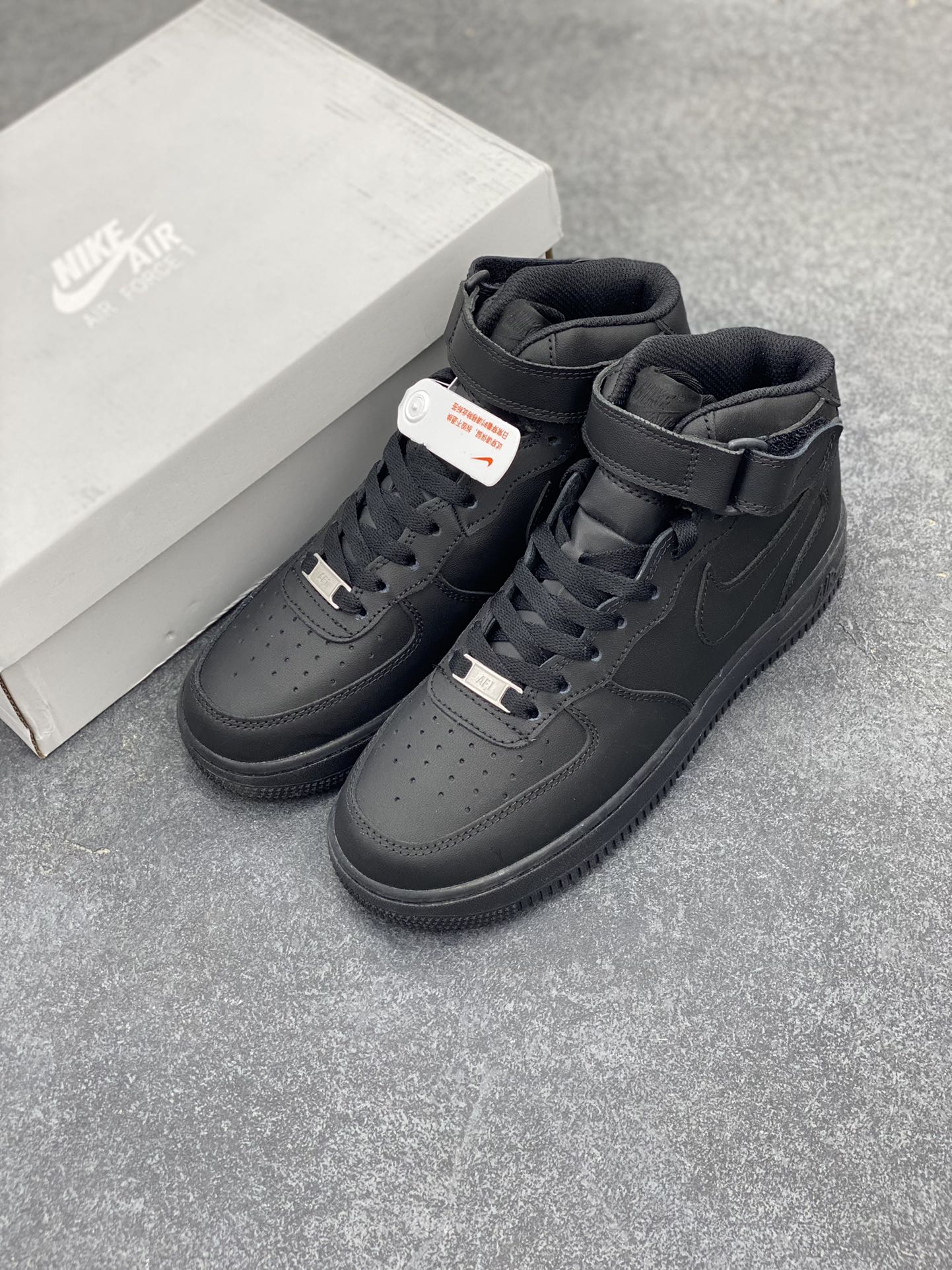 图片[8]-独家福利🎉 核心特价  Nike Air Force 1 Low 全黑 空军一号中帮运动休闲板鞋 原楦头原纸板 打造纯正空军版型#专注外贸渠道 全掌内置蜂窝气垫 #原盒配件 原厂中底钢印、拉帮完美 货号：CW2289-001 尺码：36 36.5 37.5 38 38.5 39 40 40.5 41 42 42.5 43 44 44.5 45 46-选品中心