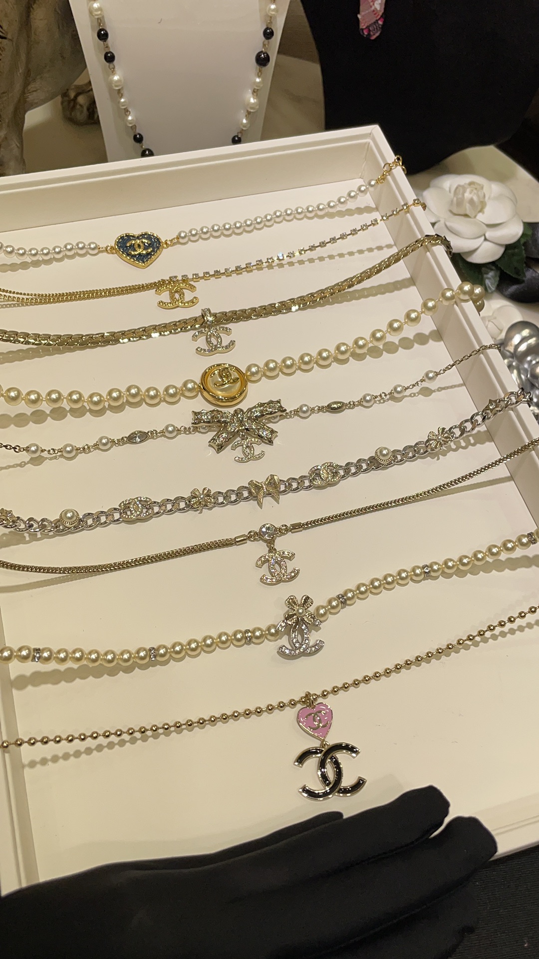 现货𝑪𝒉𝒂𝒏𝒆𝒍新款项链choker合集选款

配饰是穿搭的灵魂💕好戴又百搭

简单衣服搭配也立马变高级 买到赚到