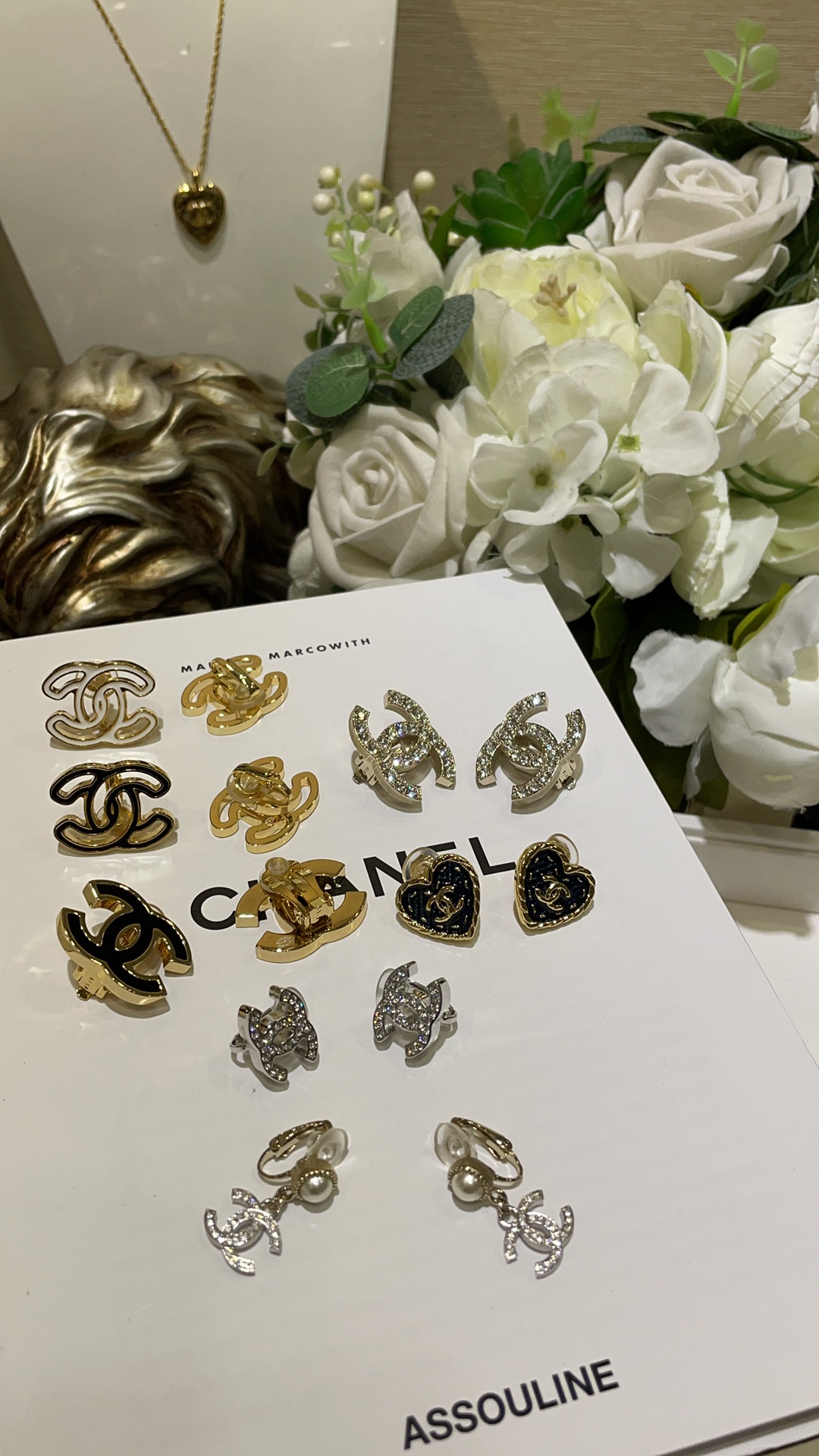 𝑪𝒉𝒂𝒏𝒆𝒍 最新款耳钉耳环耳夹合集选款

氛围感出片系列📷通勤或凹造型都🉑

专贵一件大几千没必要花冤枉钱💰