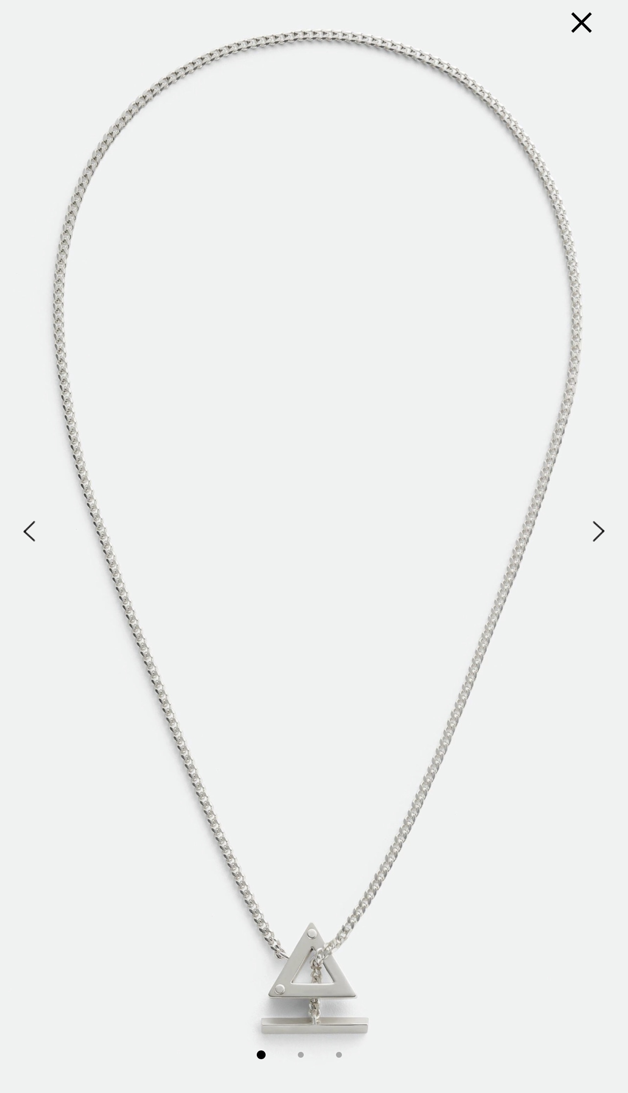 “Bottega Veneta New BV Necklace: Metal, Detail, and French Elegance” - 图片 3