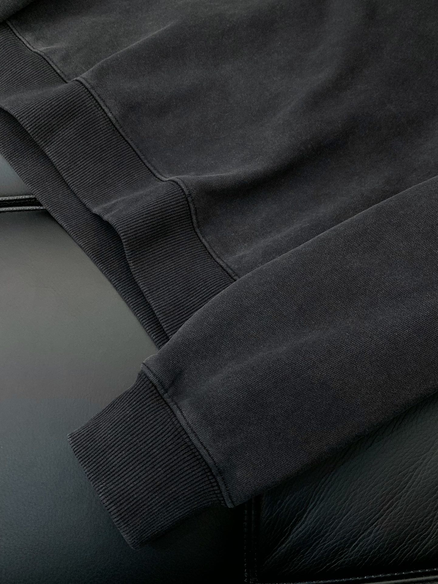 衣服，裤子，Y-3 山本耀司，2024春季最新品，专柜同步有售，原单狠货，时尚休闲套装，进口原版面料，舒
