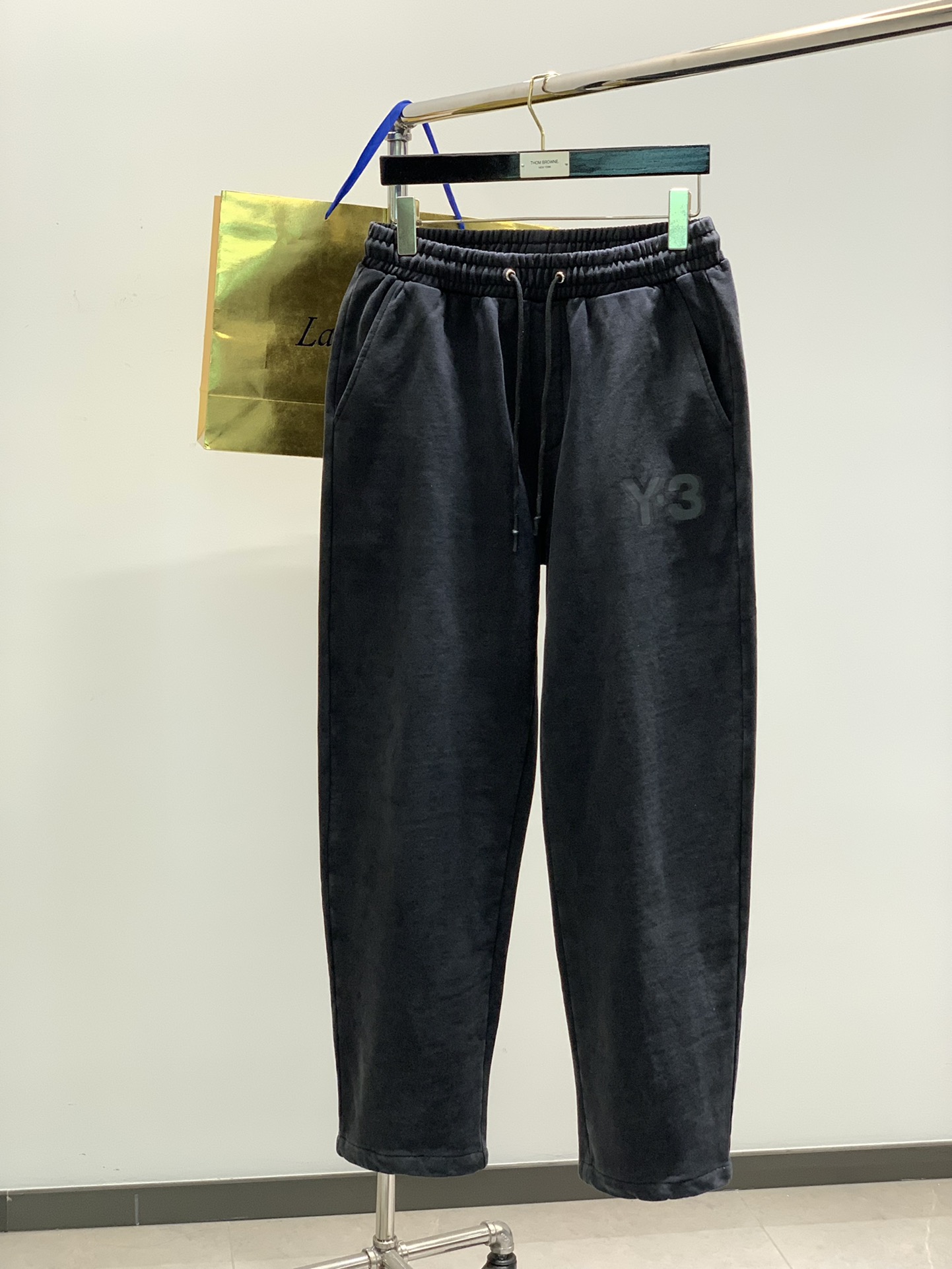 衣服，裤子，Y-3 山本耀司，2024春季最新品，专柜同步有售，原单狠货，时尚休闲套装，进口原版面料，舒