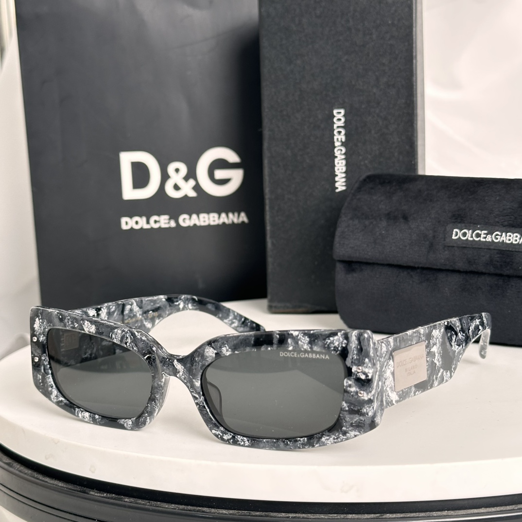  ‼️DOLCE & GABBAN*🌟🌟🌟MODEL：DG4479🌟🌟🌟SIZE55口20-140🌟🌟🌟
