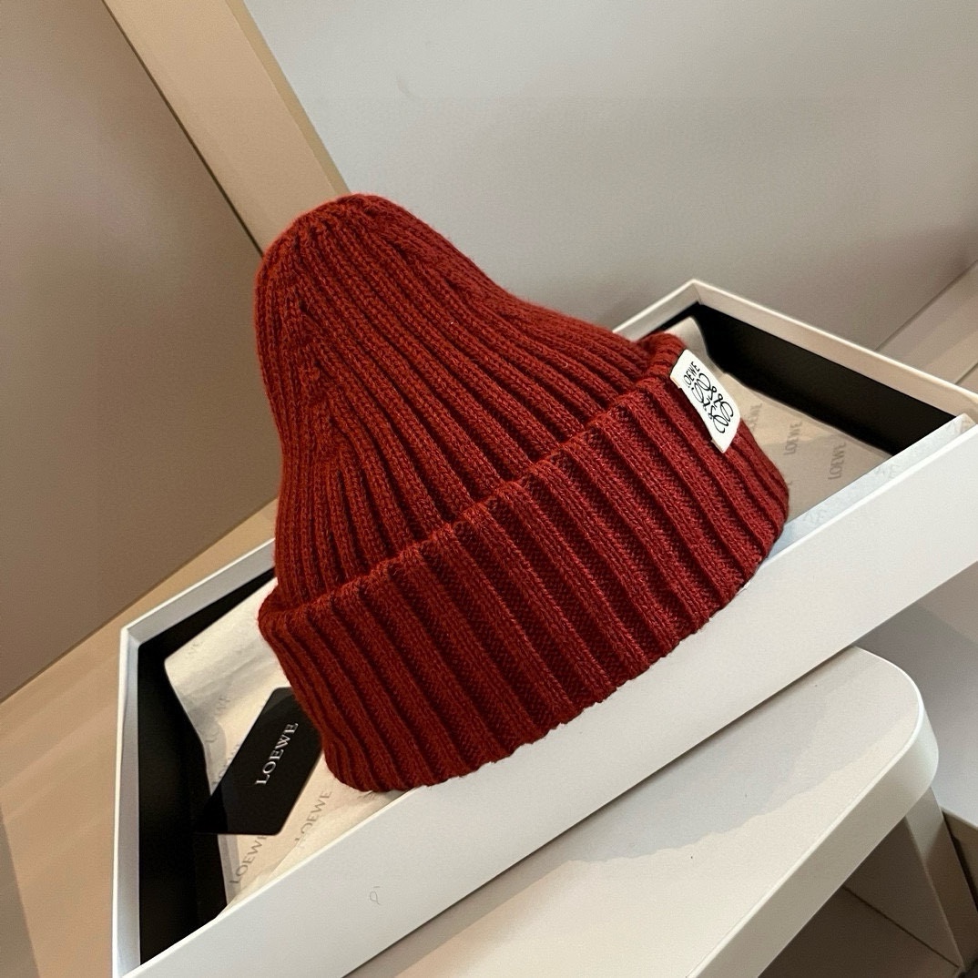 NO:219611,LOEWE new knitted wool hat, male and female hat fisherman hat baseball hat knit hat, hat, loewe, espadrilles, hats19860909ＬＯＥＷＥ罗意威新款针织毛线帽,男女通用帽子渔夫帽棒球帽针织帽,帽子,loewe,espadrilles,hats,hat