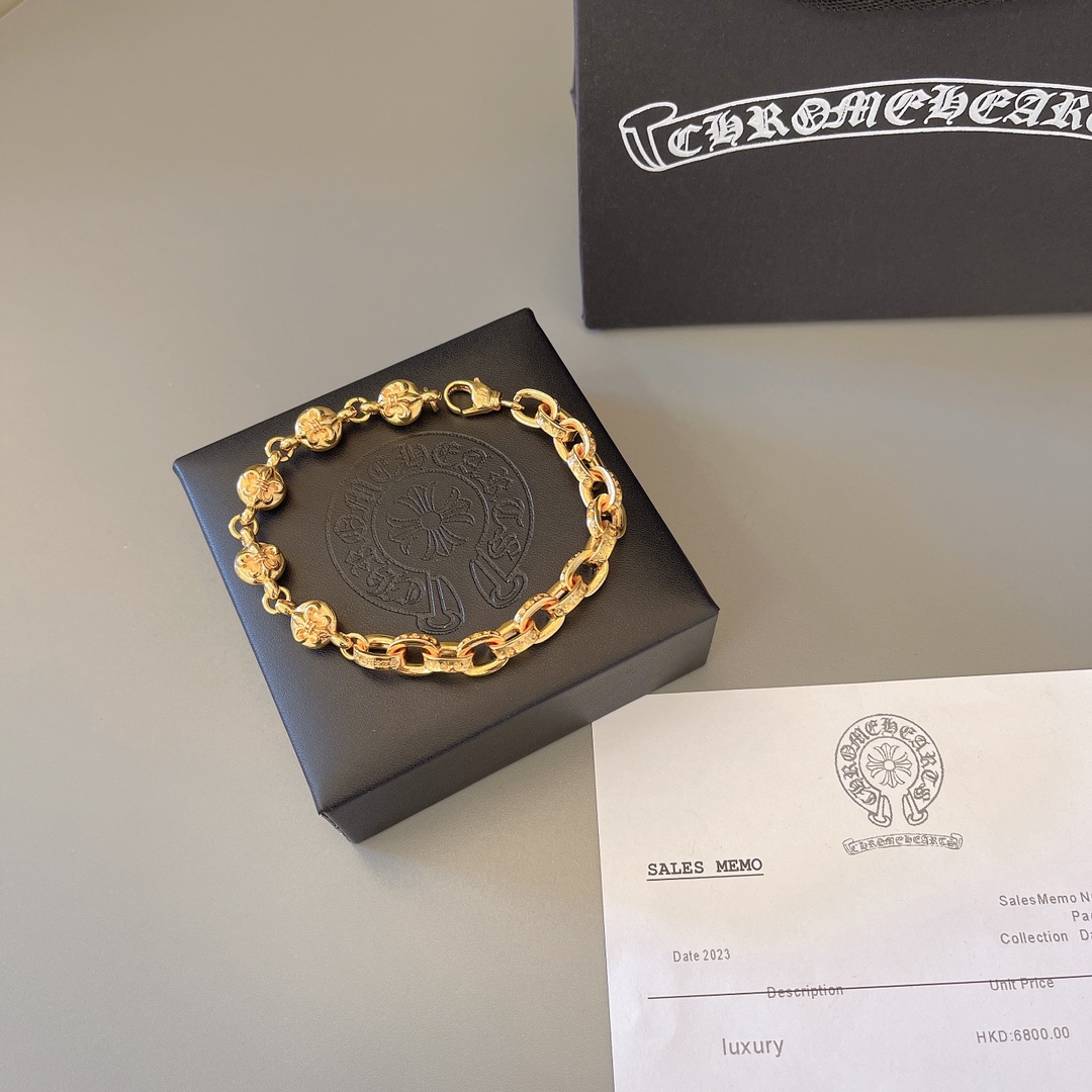 NO:687959,The latest Chrome Hearts are so handsome. They don’t explode without bursting. Factory direct sales. Original one-to-one replica. Chrome Hearts Gold Bracelet, jewelry boutique, chrome hearts, bracelet, gold.19860909太帅爆了最新款克罗心 不爆不发 厂家直销 原版一比一复刻 克罗心黄金色手链,饰品精品,chrome hearts,bracelet,gold,Jewelry