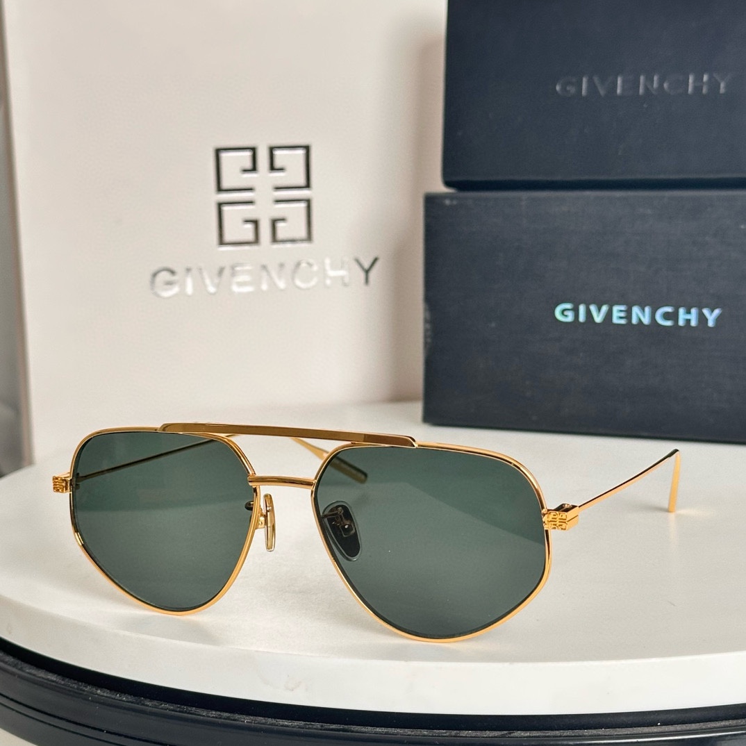  ‼️Givench*纪梵希限定系列~经典方形镜框
ModelGV40058U
Size58口15-14