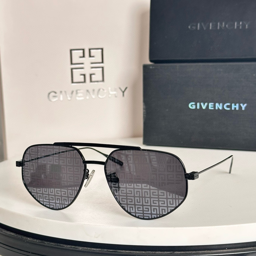  ‼️Givench*纪梵希限定系列~经典方形镜框
ModelGV40058U
Size58口15-14