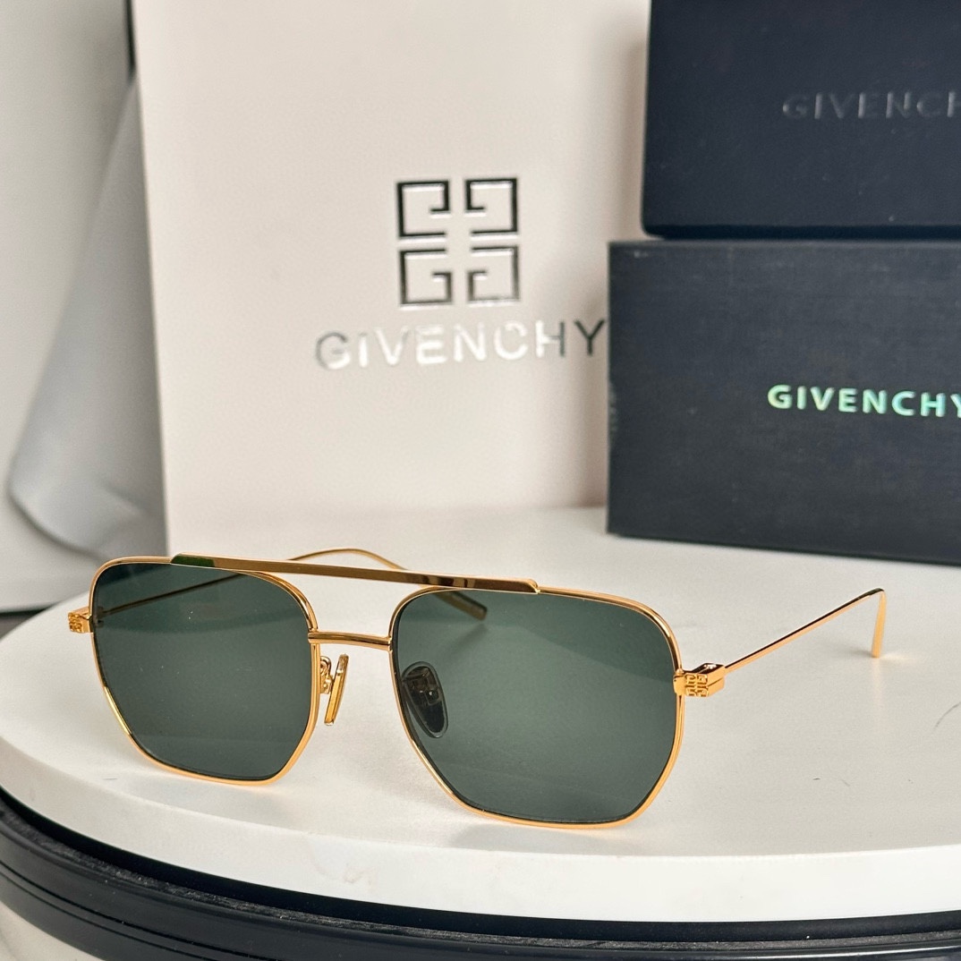  ‼️Givench*纪梵希限定系列~经典方形镜框
ModelGV40041U
Size55口19-14