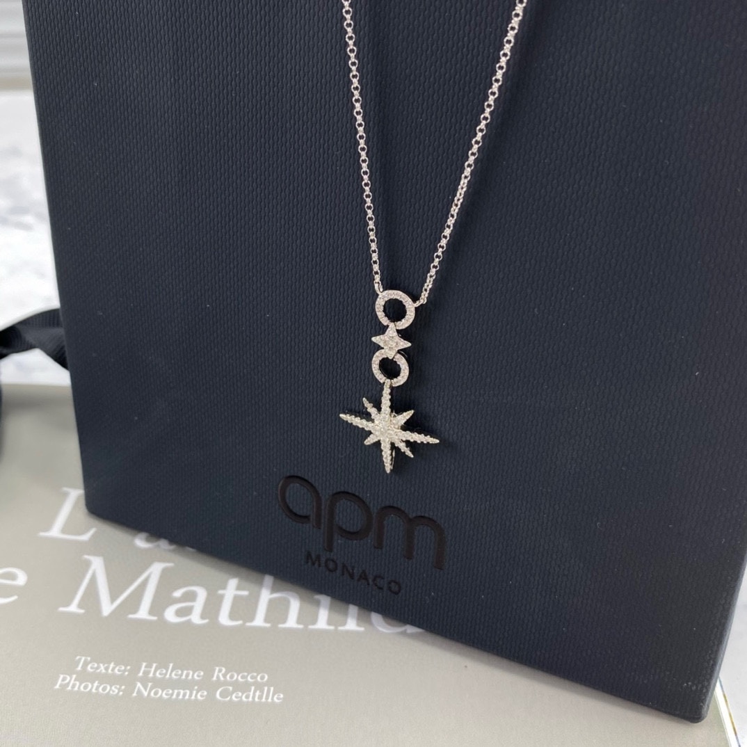 APM  六芒星圆圈可调节项链女气质毛衣链设计感。