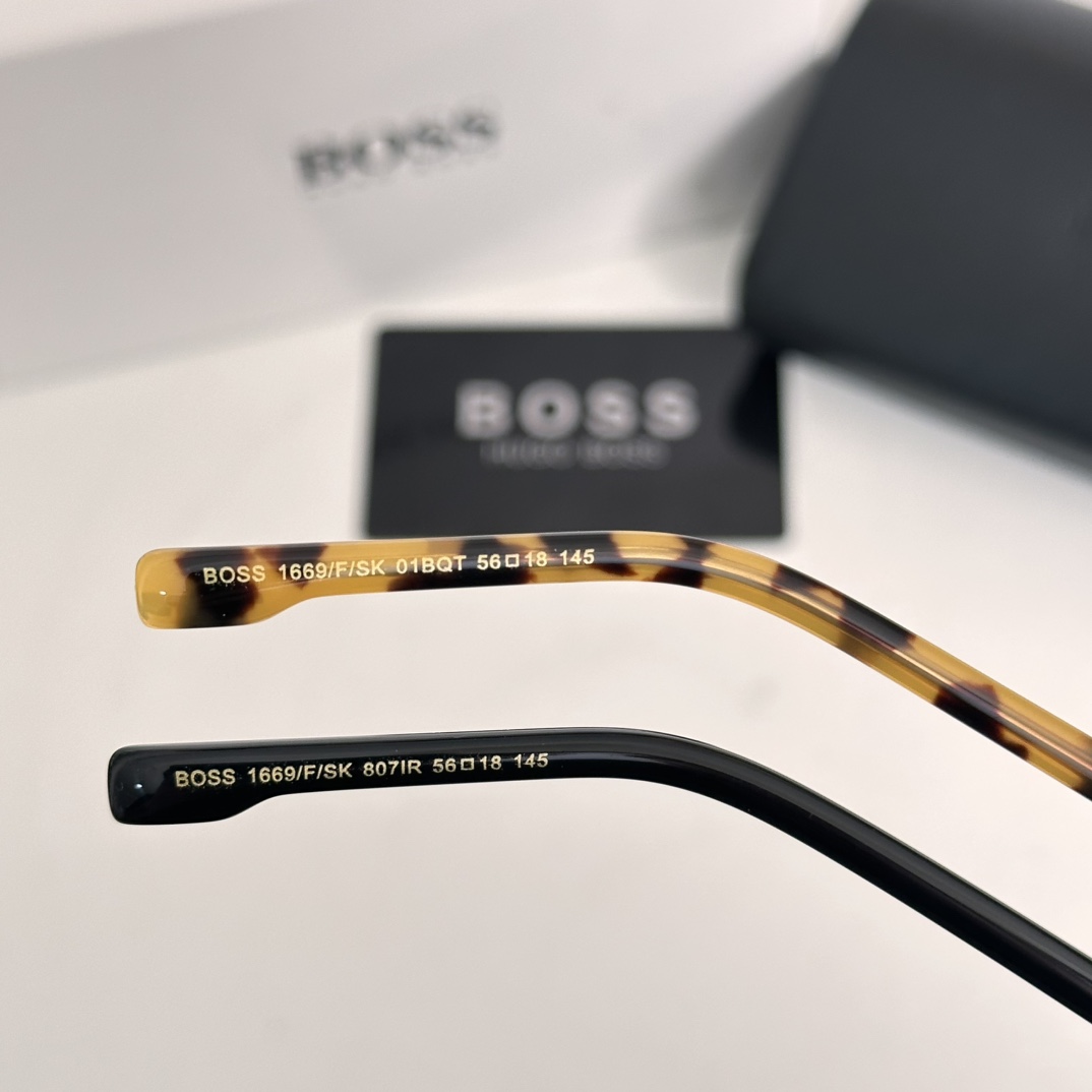  🆕 BO*S 1669F/SK Size：56口18-145 🕶🕶💋💋👣👣  高品质