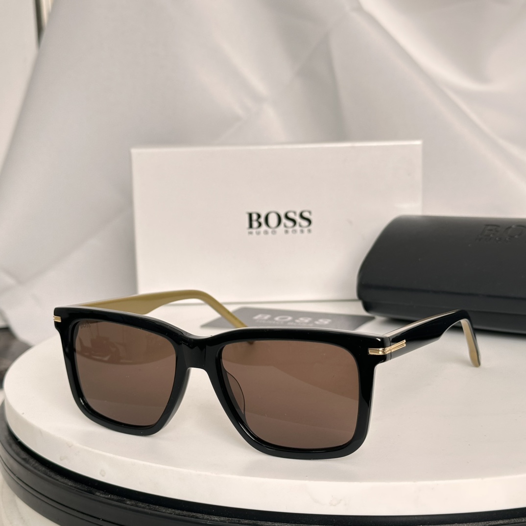  ‼️BOSS
MODEL：1598/S
SIZE：53口17-145🦇