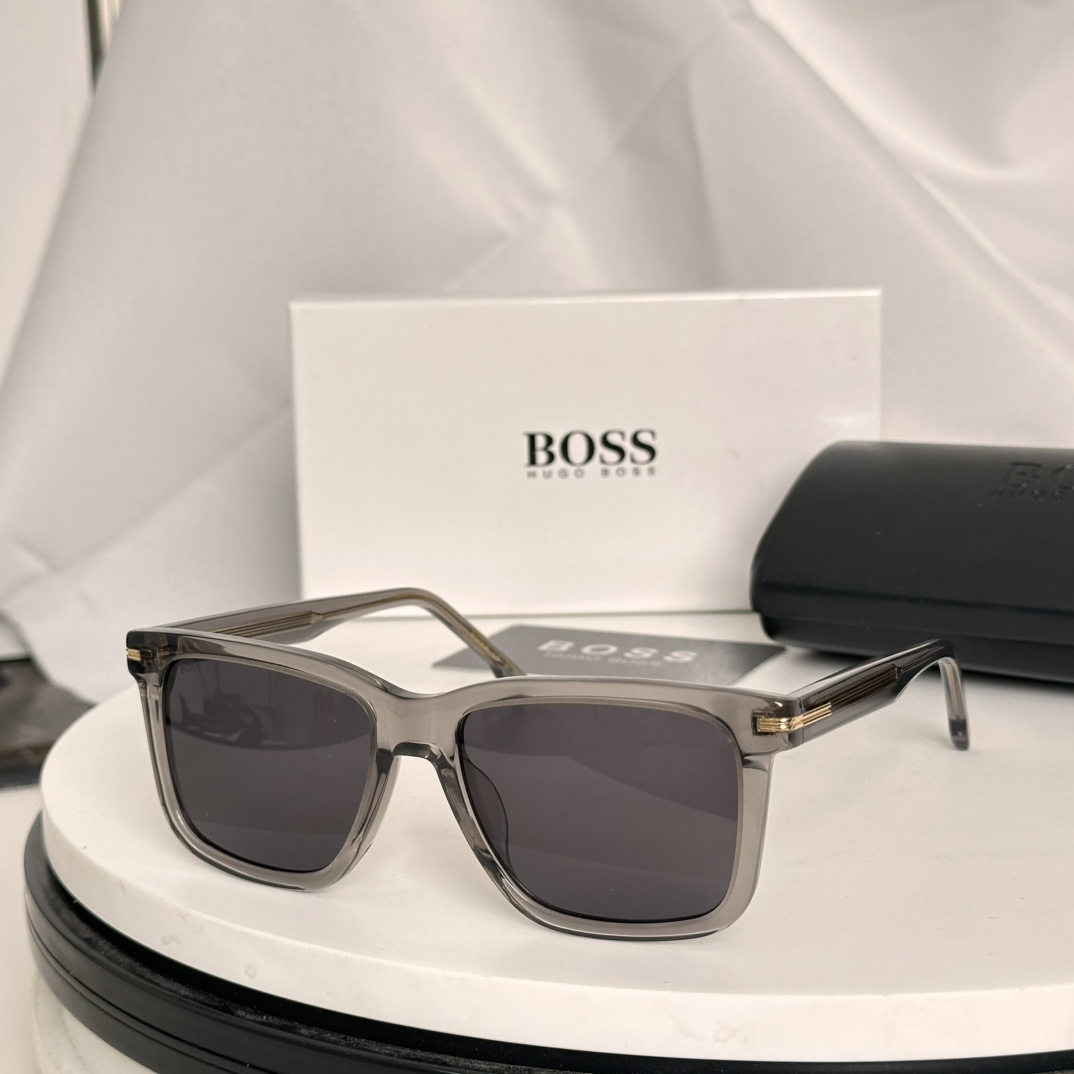  ‼️BOSS
MODEL：1598/S
SIZE：53口17-145🦇