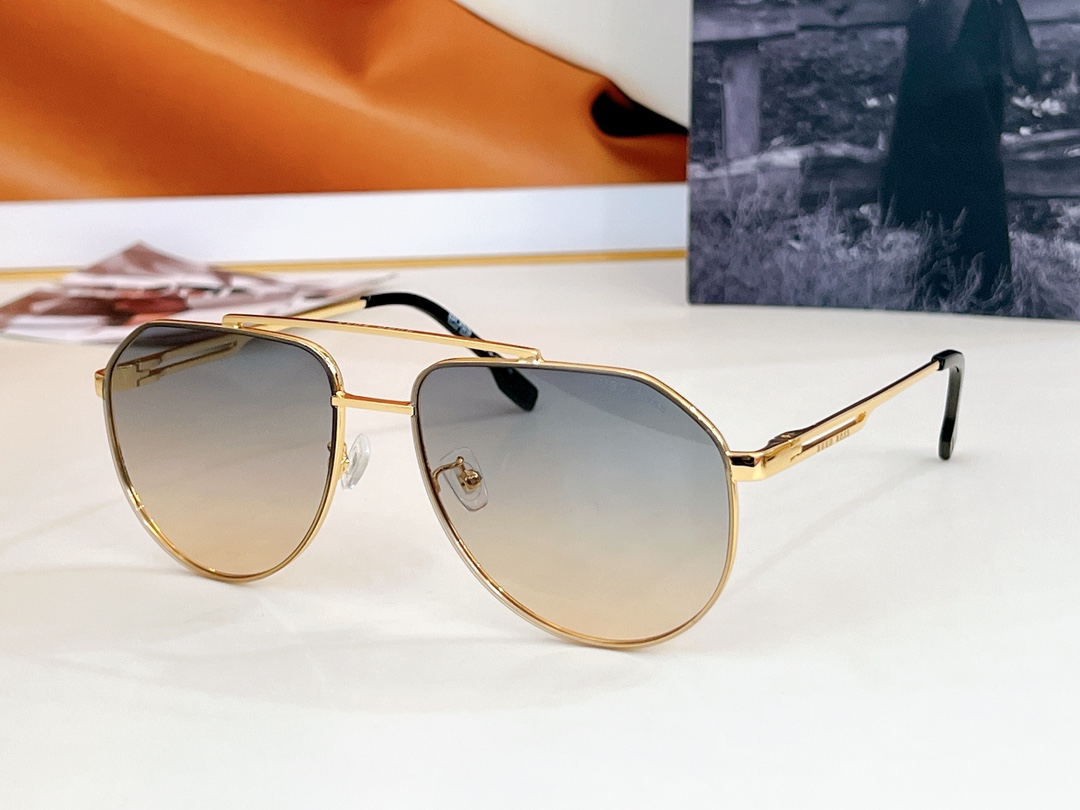  BOSS 
MOD：1326/S
SIZE59-18-145
🔝🔝