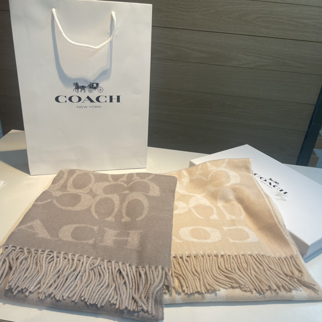 Coach Classic Logo Wool Scarf: Soft, Comfy, Reversible, 53x195cm, 97% Wool. - 图片 1