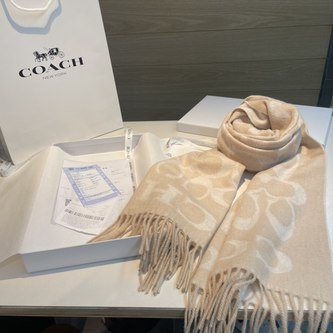 Coach Classic Logo Wool Scarf: Soft, Comfy, Reversible, 53x195cm, 97% Wool. - 图片 6