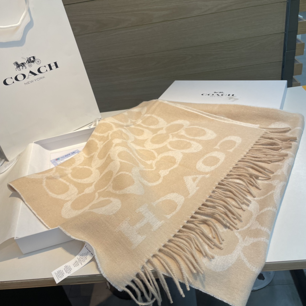 Coach Classic Logo Wool Scarf: Soft, Comfy, Reversible, 53x195cm, 97% Wool. - 图片 7