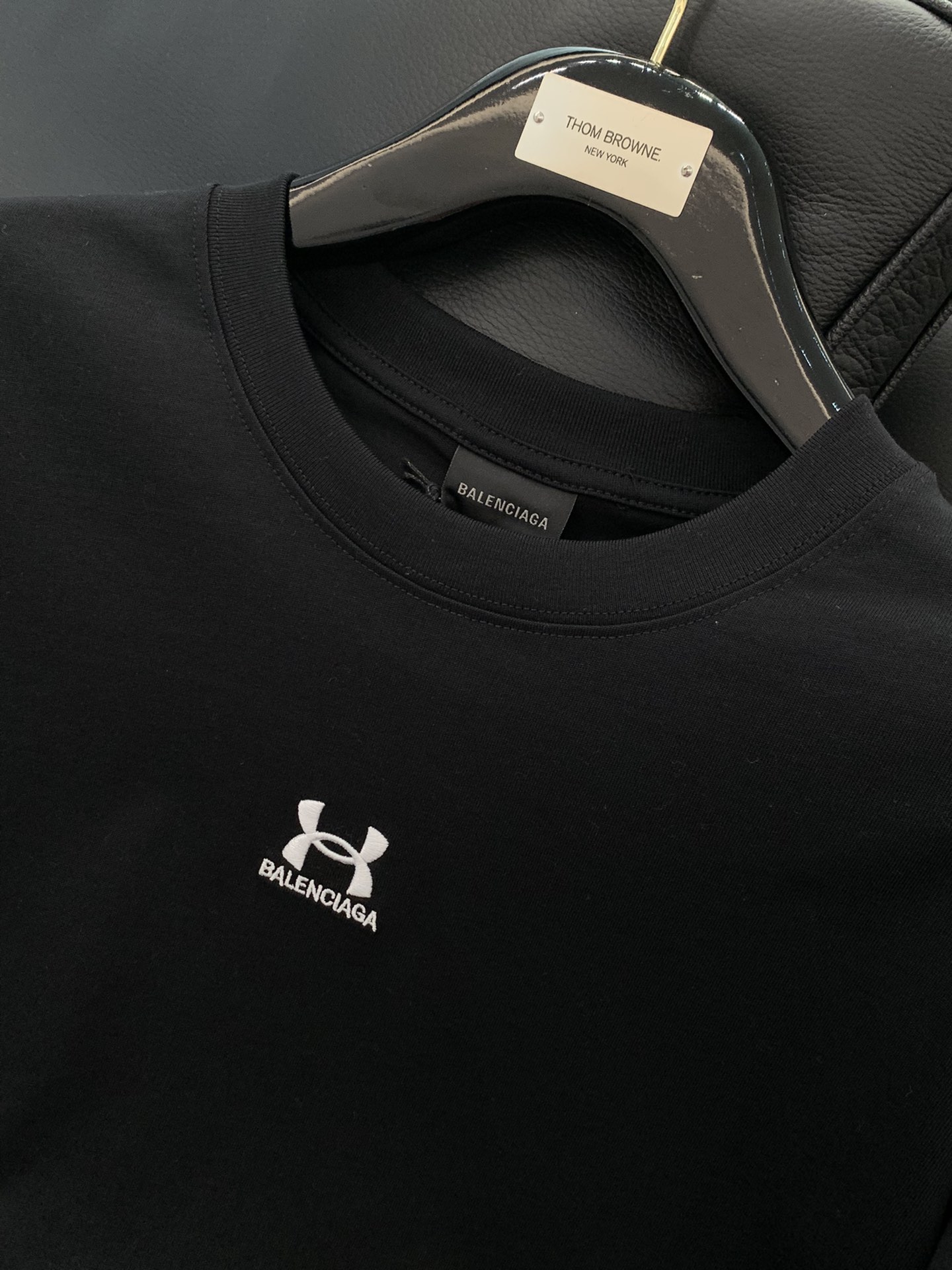 ，Balenciaga 巴黎世家，2025春夏最新款，专柜同步有售，原单狠货，爆款时尚休闲圆领短袖T恤，