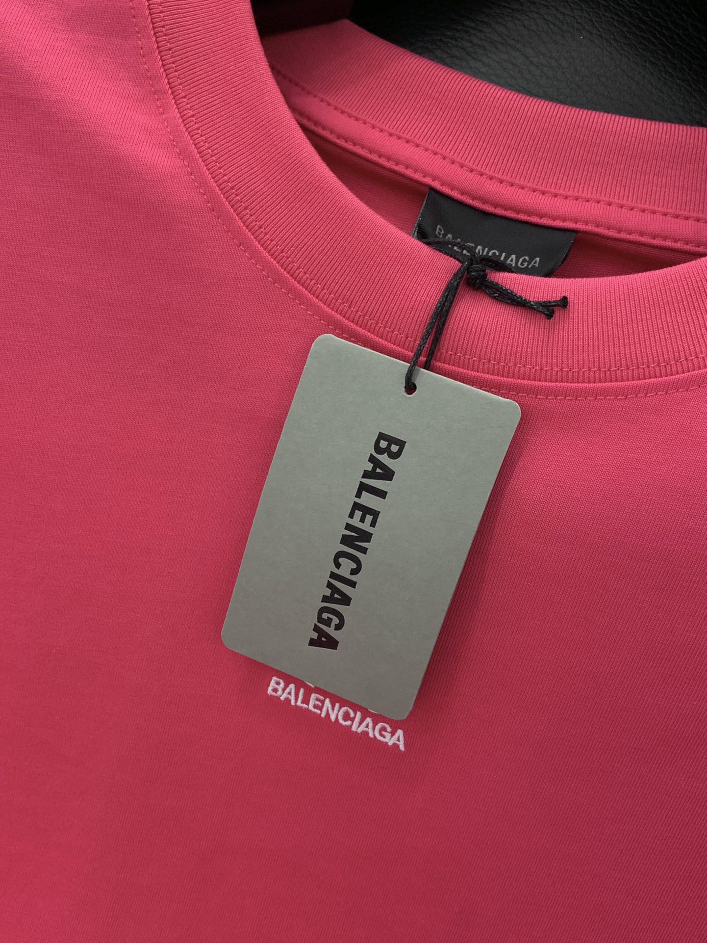 ，Balenciaga 巴黎世家，2025春夏最新款，专柜同步有售，原单狠货，爆款时尚休闲圆领短袖T恤，