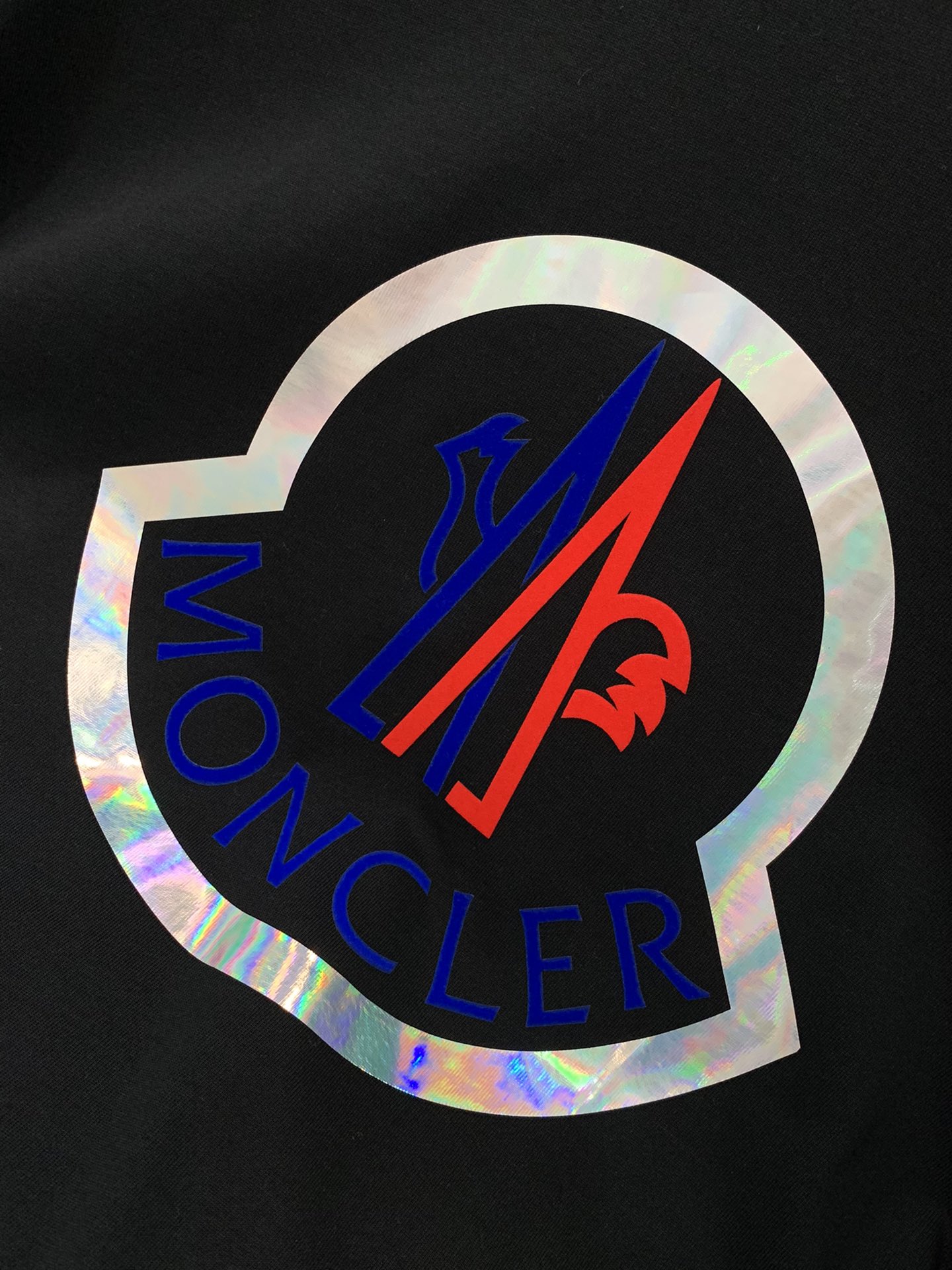 ，Moncler 蒙口，2025夏季最新品，专柜同步有售，原单狠货，时尚休闲圆领短袖T恤，上身舒适！吸睛