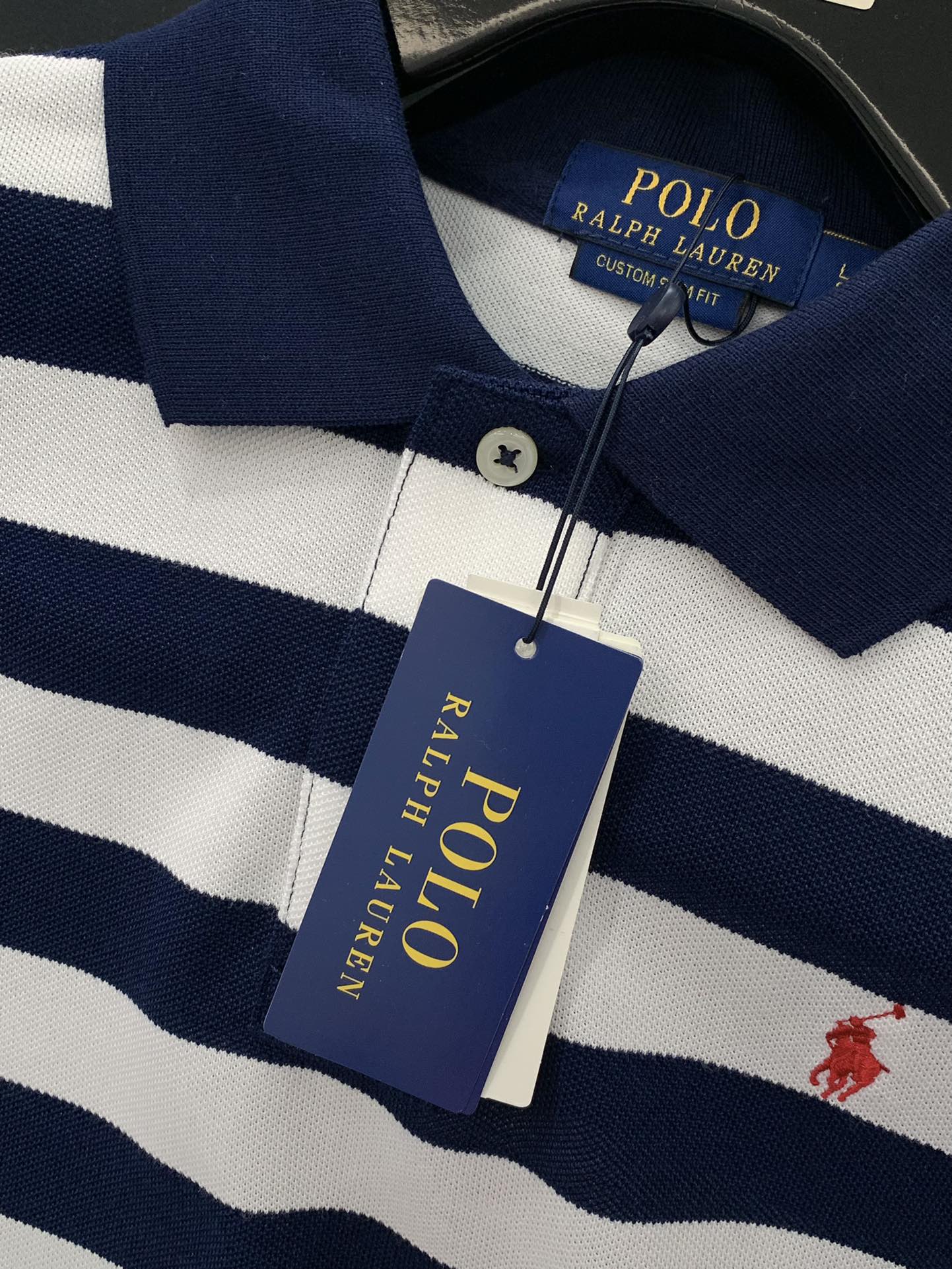 ，Polo， 2025春夏新品，专柜同步有售，简约时尚休闲Polo短袖，原版进口面料，舒适透气，顶级刺绣