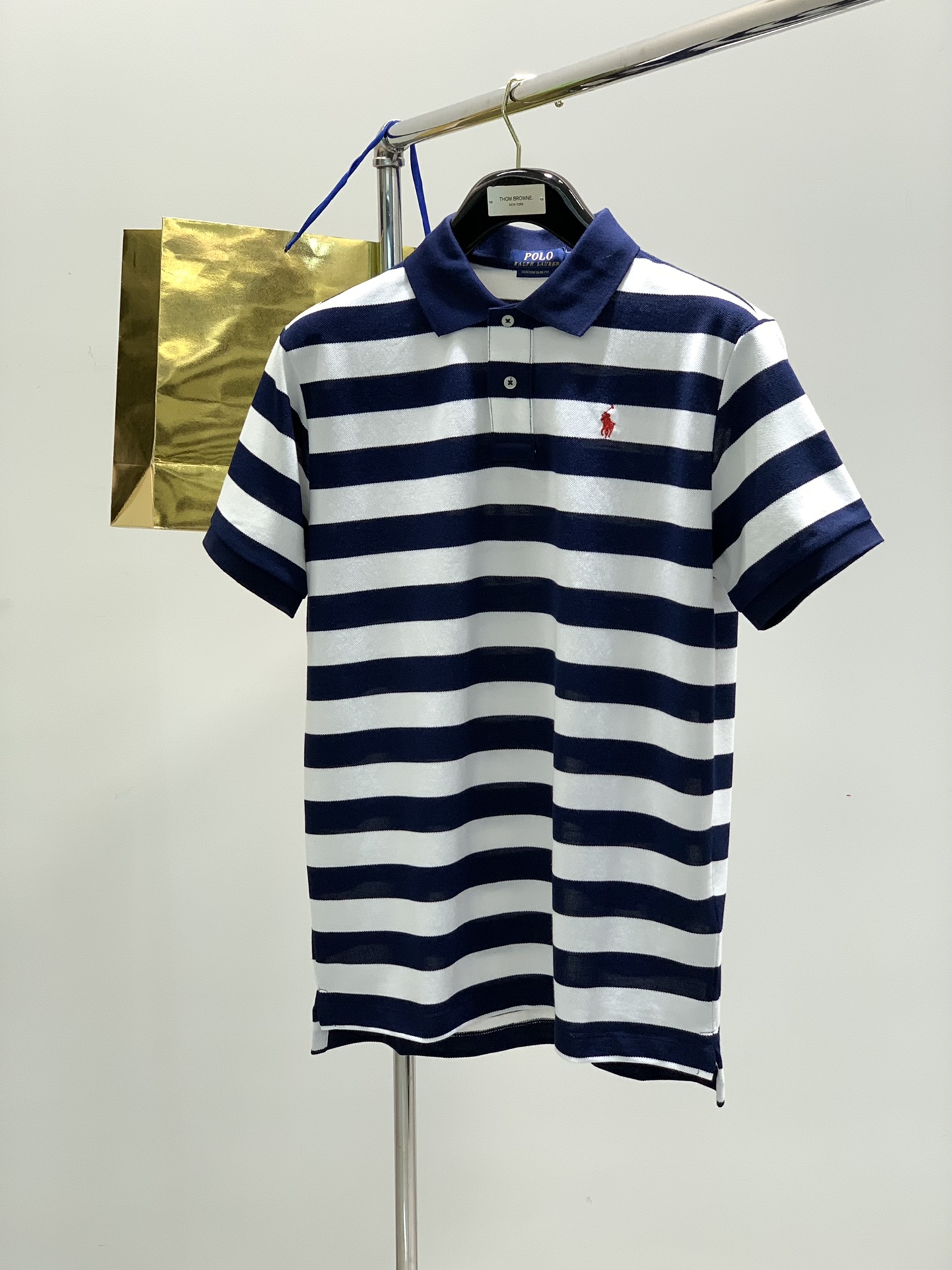 ，Polo， 2025春夏新品，专柜同步有售，简约时尚休闲Polo短袖，原版进口面料，舒适透气，顶级刺绣