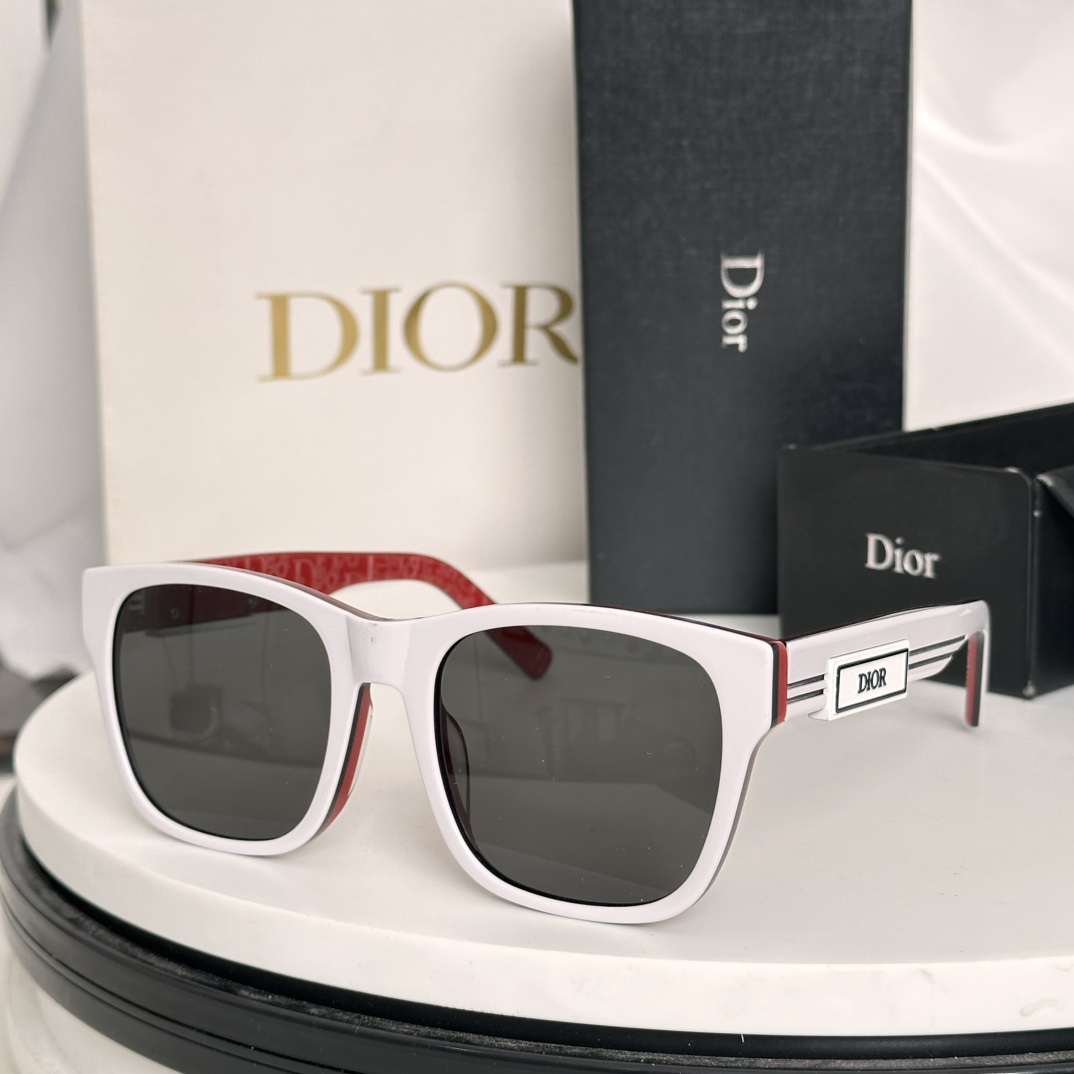  ‼️新品 。迪奥板材字母太阳眼镜 Dior B23 S2F 时尚CD高级方形潮款墨镜🕶 男女款 素颜百