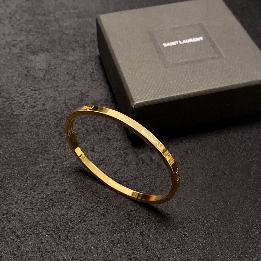 Luxury Fashion Icon: YSL St. Roland 18K Steel Watch, Elegant Design (18 words) - 图片 9