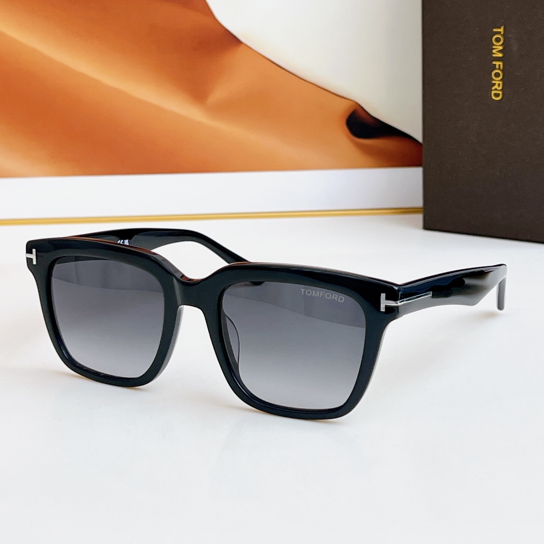  TOM FOR*新款
 MODEL FT0646
Size：53口20-145
🔝🔝