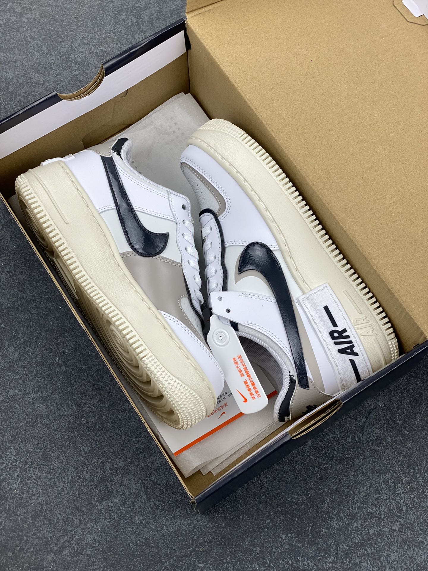 图片[9]-NK Air Force 1 Shadow 轻量增高低帮百搭板鞋\”拼接马卡龙\” 全新少女系解构主义设计双层轻量EVA发泡中底+防滑RB橡胶外圈底鞋底 原楦头原纸板 打造纯正空军版型 专注外贸渠道 全掌内置蜂窝气垫 原盒配件 原厂中底钢印、拉帮完美 货号： DZ1847-110 尺码：35.5 36 36.5 37.5 38 38.5 39 40 40.5 41 42-选品中心