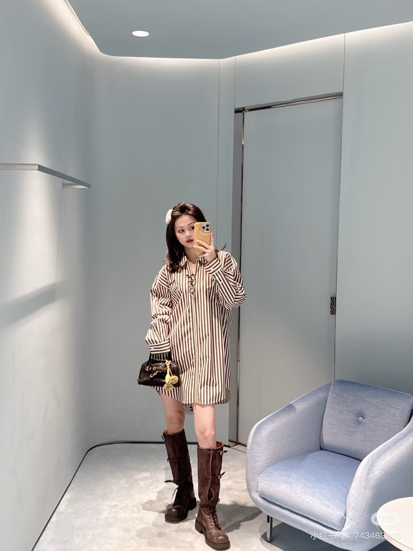 NO:296815,Miumi* 25Ss early spring Miao style outfit, embroidered logo vertical striped zipper loose shirt. Original development!  High-end production!  Double zipper head design, sweet and salty layered item!  Loose and versatile style is not picky!  Custom imported pure cotton fabric!  Workmanship quality depends on details. Spot SML, miumiu,shirts,alexander wang19860909批 Miumi* 25Ss早春缪系穿搭 刺绣logo竖条纹拉链宽松衬衫.原版开发！高版出品！双拉链头设计,可甜可盐气质叠穿单品！宽松版型百搭不挑人！定制进口纯棉面料！做工品质看细节.现货 SML,,miumiu,shirts,alexander wang,Women's clothing