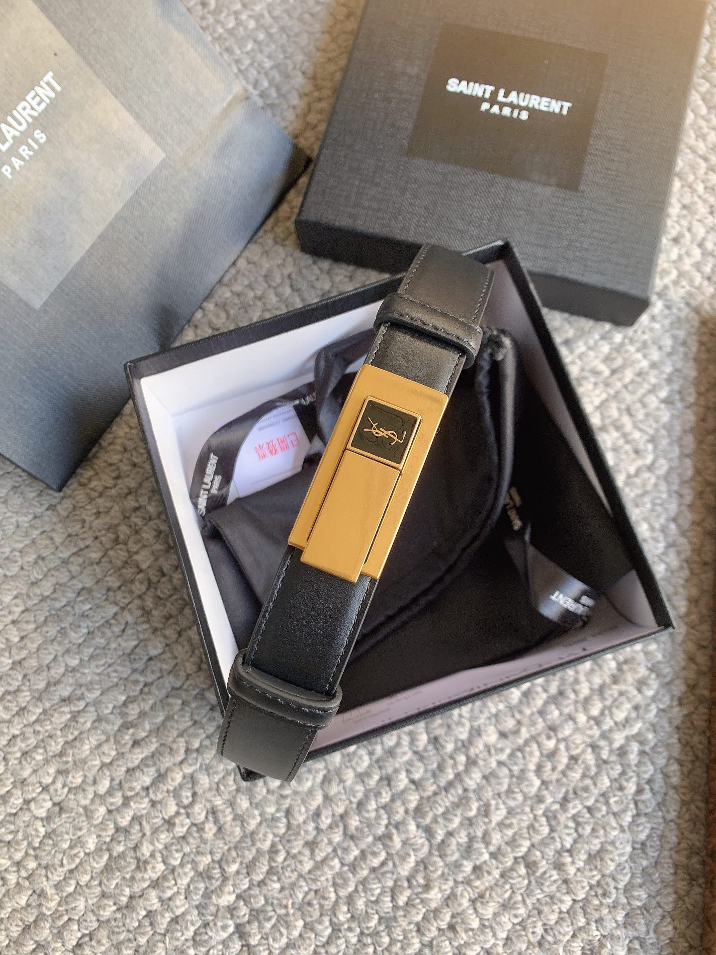 “New St. Roland YSL Stars Launch: Genuine Leather Vietnam Trading Orders” - 图片 2