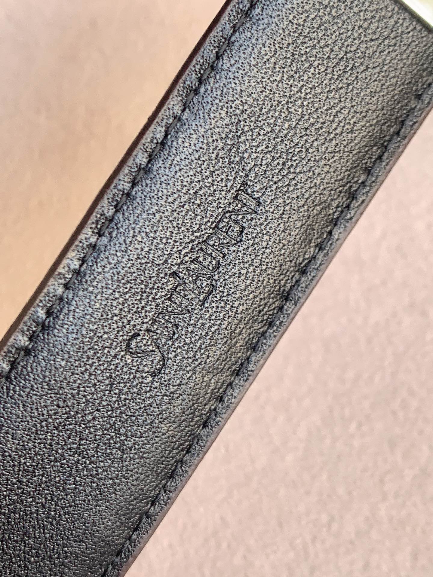 “St. Roland YSL Star-Blasting Cashier’s Belt: Genuine Italian Leather, Elegant Design” - 图片 5