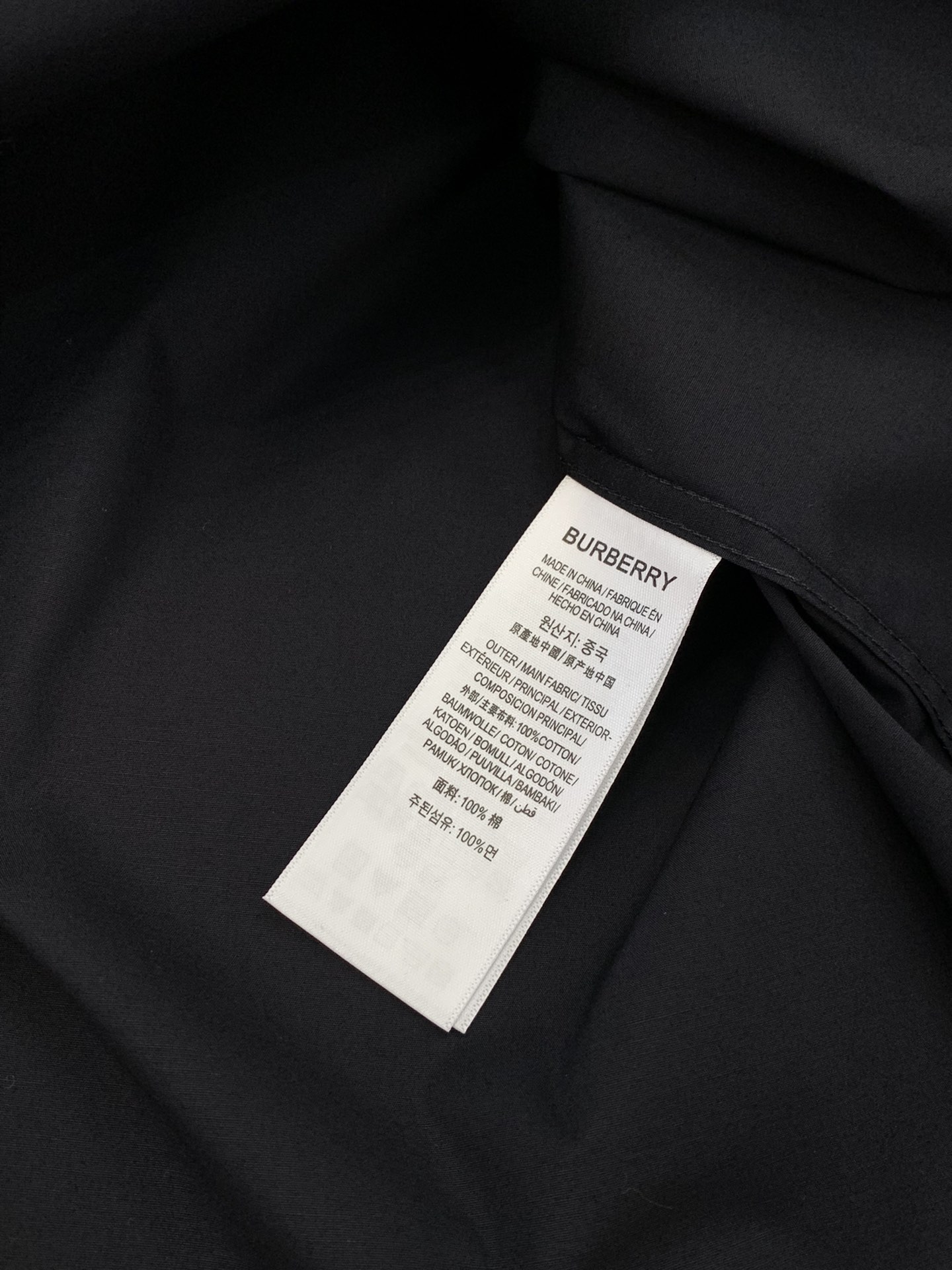 ，Burberry 巴宝莉，2025春夏最新品，专柜同步有售，原单狠货，时尚休闲长袖翻领衬衫，进口原版面