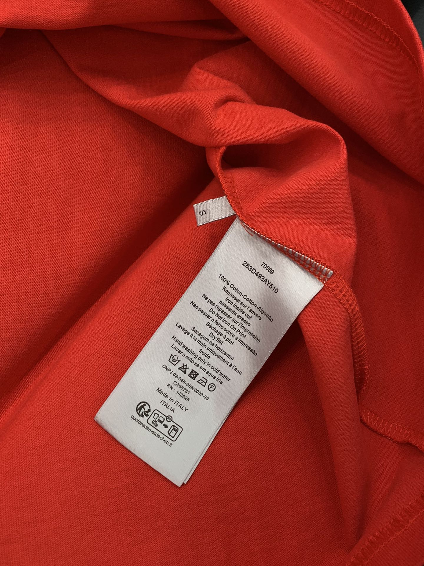 ，Dior 迪奥， 2025夏季新品，专柜同步有售，简约时尚休闲圆领短袖T恤，原版进口面料，舒适透气，顶