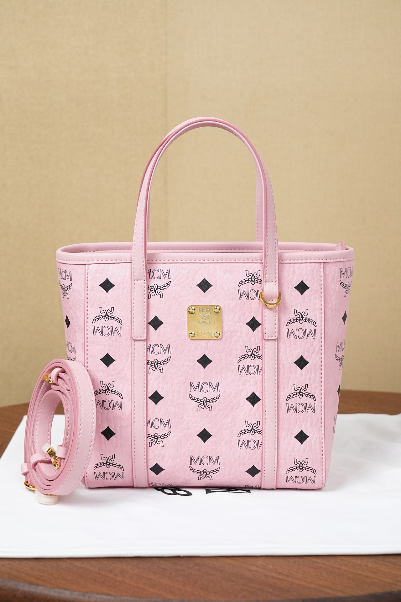 𝗠𝗖𝗠 𝗧𝗼𝗻𝗶 𝗩𝗶𝘀𝗲𝘁𝗼𝘀 𝗠𝗶𝗻𝗶 🆕 ·Cp ®️ 🉑️ 🉑️ MWPFSMT06PZ 19*9.5*18.5cm 98-114cm/ 10cm