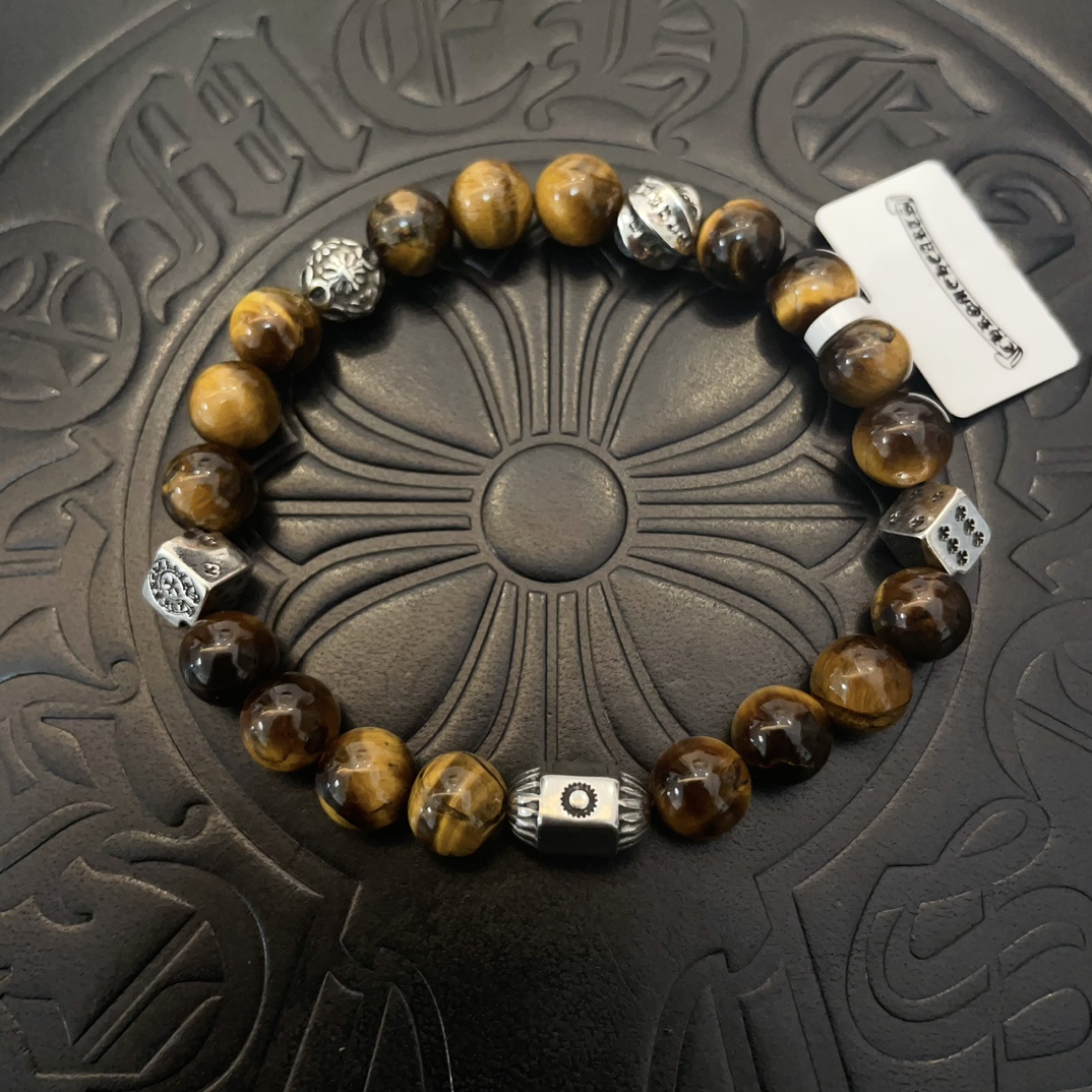 NO:110974,Batch New [Counter Quality] Chrome Hearts Croxin Classic retro multi-element tiger-eye stone bracelet, Kuaishou/ins/Little Red Book popular, different concave and convex and convex design styles present unique. Cross Scout flowers are Croxin's logo, so they last longer. Genuine version Chrome Hearts Croxin Difference to the market ordinary light version, match the quality of the version, look at the details of the letter printing, retro old gray oxygen level. Seiko version!  , jewelry boutique, chrome hearts, chrome hearts, bracelet19860909批 新款【专柜品质】Chrome Hearts克罗心 经典复古多元素虎眼石手串手链 ,快手/ins/小红书热门,凹凸造型不同的花纹设计风格呈现出与众不同 十字架童军花是克罗心的标志 所以更经久不衰 正品打版Chrome Hearts克罗心 区别市场普通轻版 对版对标品质 看字印细节 复古做旧灰氧程度.精工版本！,饰品精品,chrome hearts,chrome hearts,bracelet,Jewelry