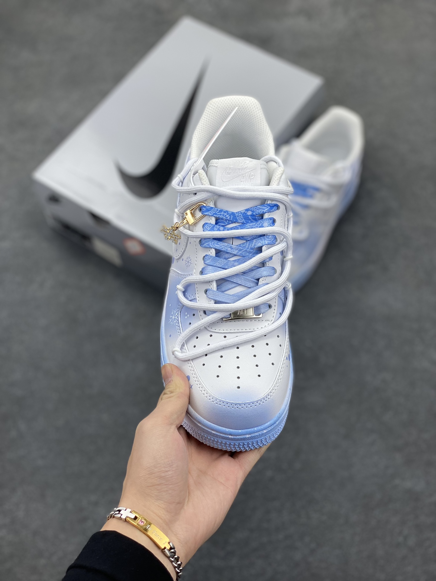 图片[2]-Nike Air Force 1 Low’07 雪花扎染 空军一号绑带低帮休闲板鞋 定制皮料 原厂3D打印 定制鞋盒 原楦原纸板 纯正空军版型 内置全掌气垫 货号：ZH0316-057 尺码：36 36.5 37.5 38 38.5 39 40 40.5 41 42 42.5 43 44 44.5 45-选品中心