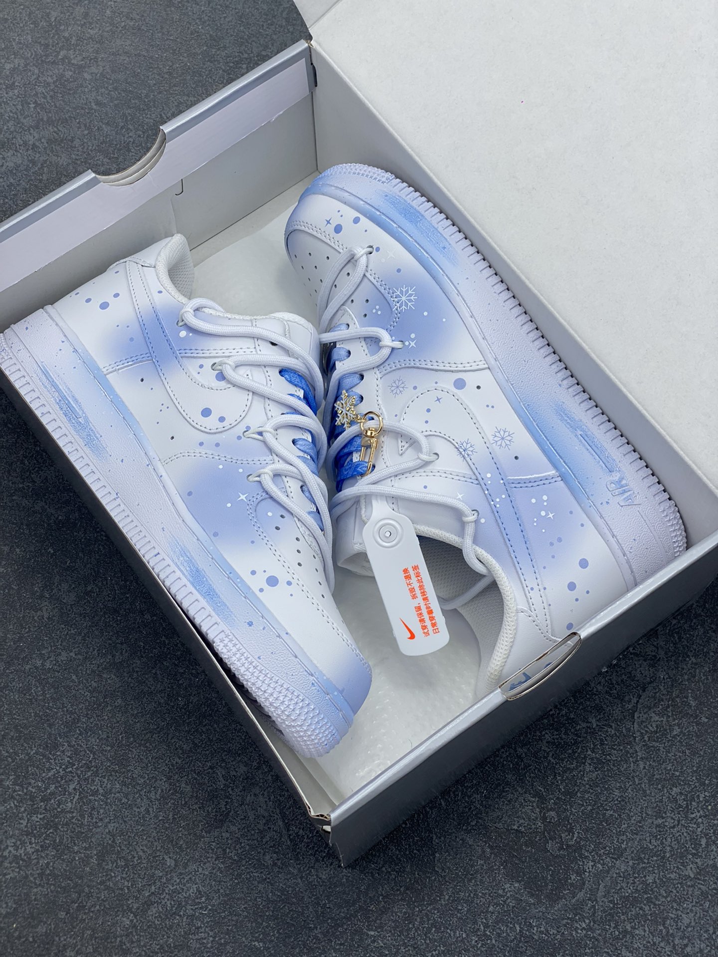 图片[9]-Nike Air Force 1 Low’07 雪花扎染 空军一号绑带低帮休闲板鞋 定制皮料 原厂3D打印 定制鞋盒 原楦原纸板 纯正空军版型 内置全掌气垫 货号：ZH0316-057 尺码：36 36.5 37.5 38 38.5 39 40 40.5 41 42 42.5 43 44 44.5 45-选品中心