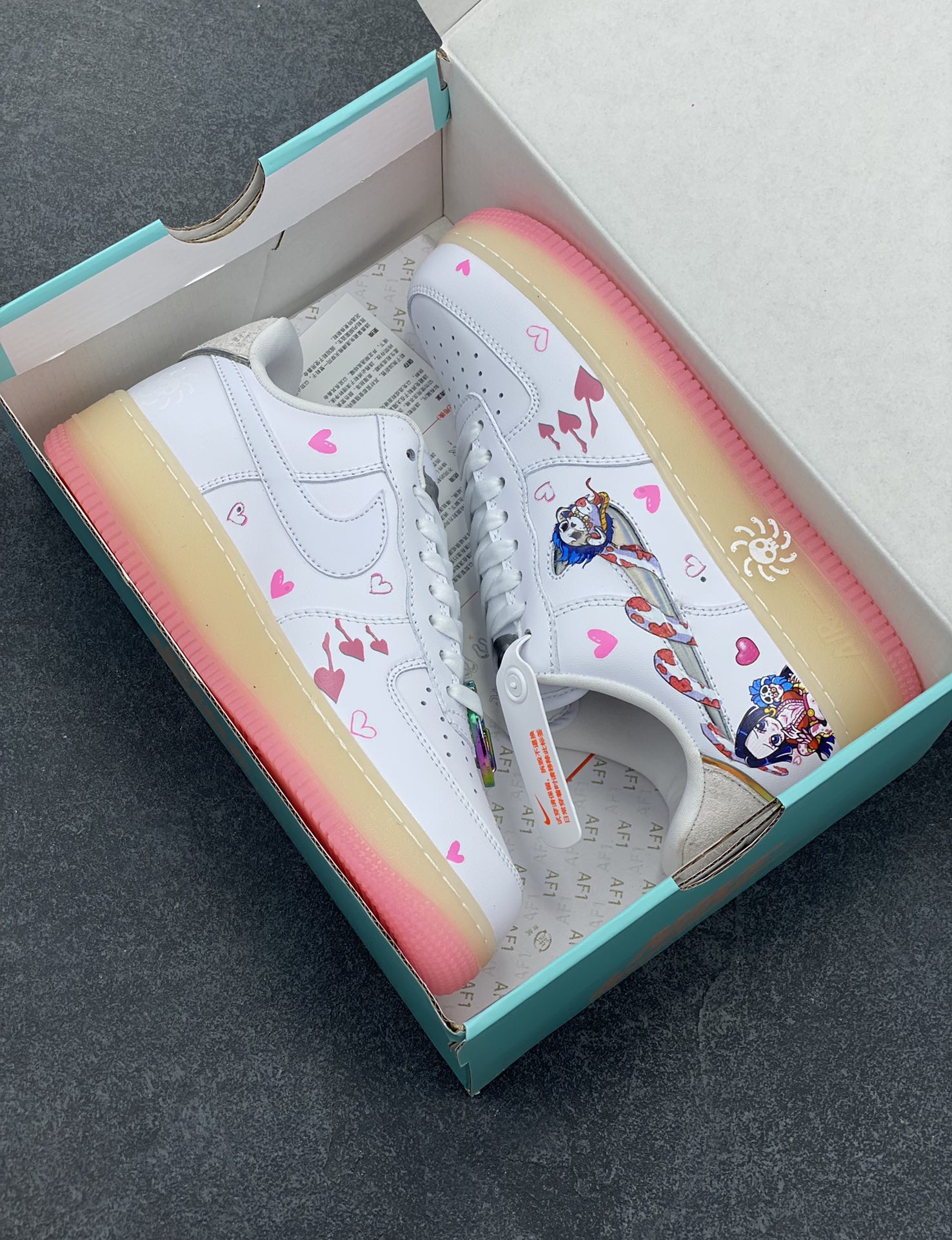 图片[9]-漫画系列 #蛇年限定 Nike Air Force 1 Low \”女帝蛇姬”“Empress Snake Princess” 在海贼王的世界中，有一位风华绝代的女子，她就是被称为女帝蛇姬的波雅·汉库克。她身为亚马逊·莉莉的皇帝兼九蛇海贼团船长，统治着一个充满神秘色彩的女性国度。果实能力是超人系种—甜甜果实，那绝美的容颜让无数人为之倾倒，被誉为世界第一美女 货号：FZ5741-119 尺码：36 36.5 37 38 38.5 39 40 40.5 41 42 42.5 43 44 44.5 45-选品中心