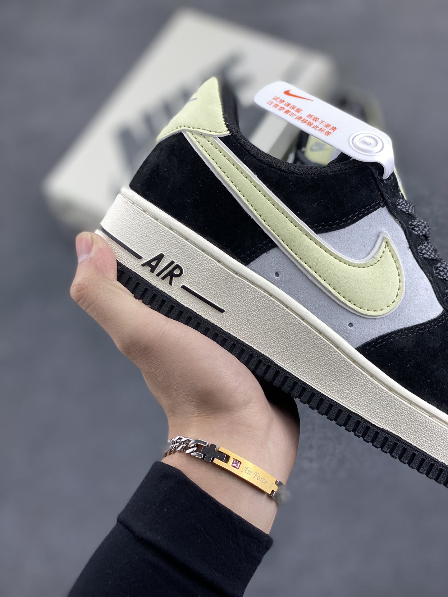 图片[6]-Nike Air Force 1 Low ’07 奶油熊猫 麂皮空军一号低帮休闲板鞋 原厂麂皮 原楦原纸板 纯正版型 正品NFC感应芯片 高清洁度 内置全掌气垫 货号：DE0023-806 尺码：36 36.5 37.5 38 38.5 39 40 40.5 41 42 42.5 43 44 44.5 45-选品中心