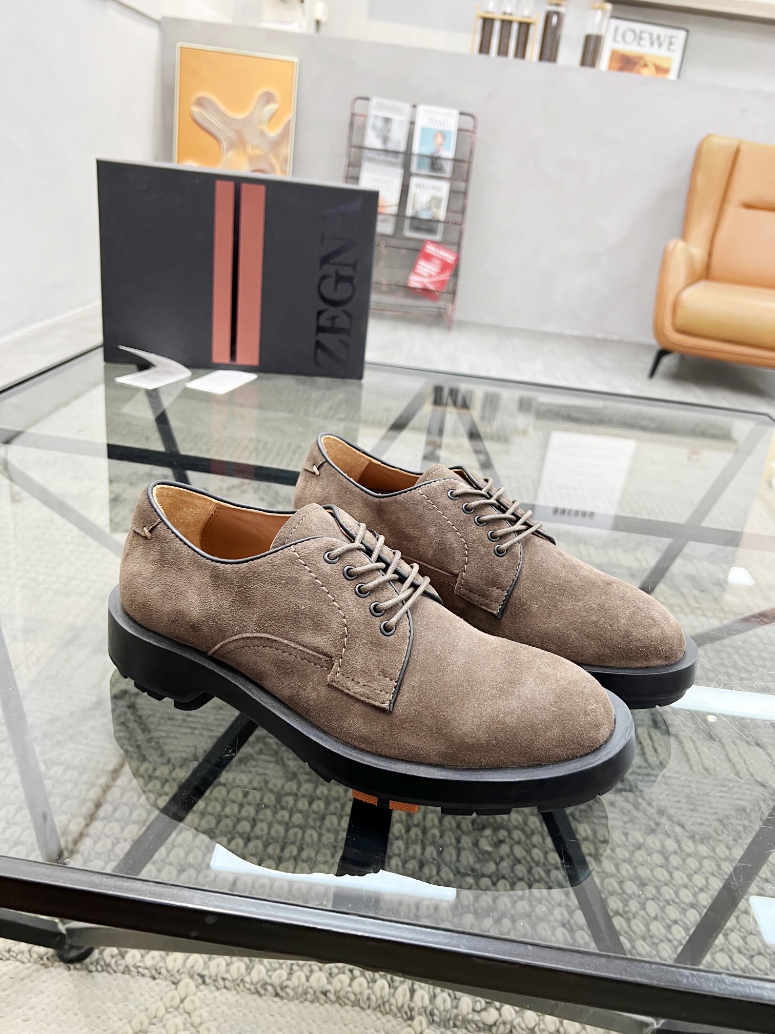 NO:220943,Brand Zegna color original color matching Size 39-44 Custom made 38.45.46 Price Material Zegna new style Men's business leather shoes upper is made of imported original cowhide Cowhide inner cowhide foot pad original single quality leather texture very strong comfortable and breathable   original Zegna open mold custom sole market highest quality, Zegna leather shoes, zegna, cowhide19860909品牌Zegna 颜色原版配色 码数39-44定做38.45.46 价格 材质杰尼亚新款 男士 商务皮鞋鞋面采用进口原版牛皮制作 牛皮内里 牛皮垫脚原单品质皮质感极强舒适透气 原版Zegna开模定制大底市场最高品质,杰尼亚皮鞋,zegna,cowhide,Men's shoes